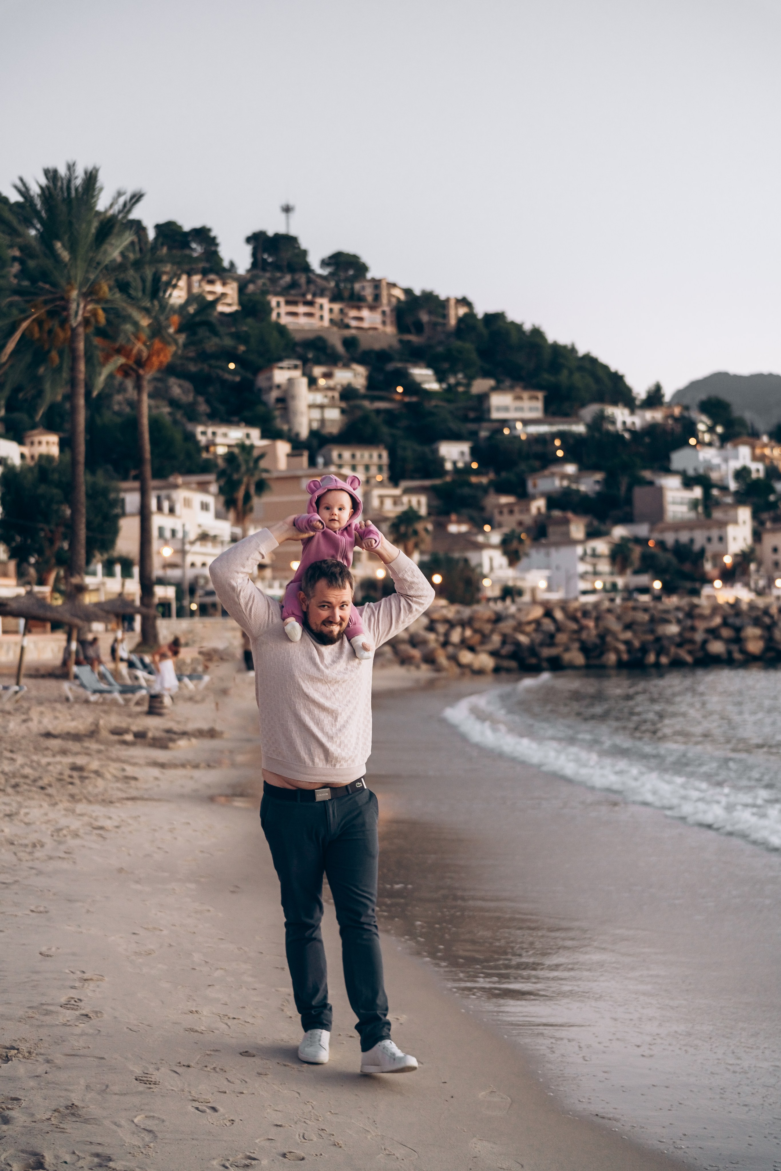 Love is all around Olivia. Фотограф у Пальма де Майорка