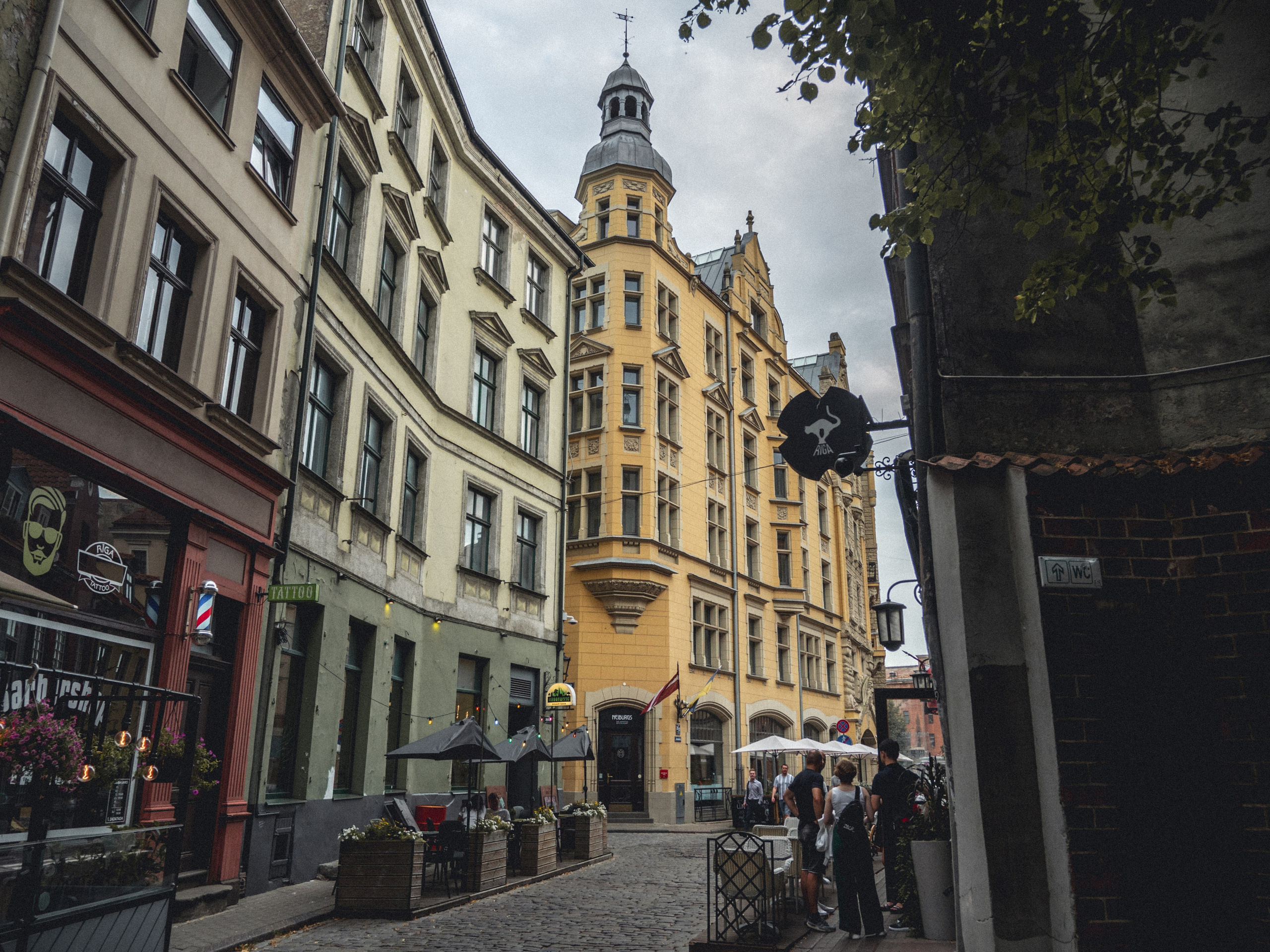 Voyage à Riga. Photographe sur Cote d’Azur. Portraits de familles, couples, enfants, événements