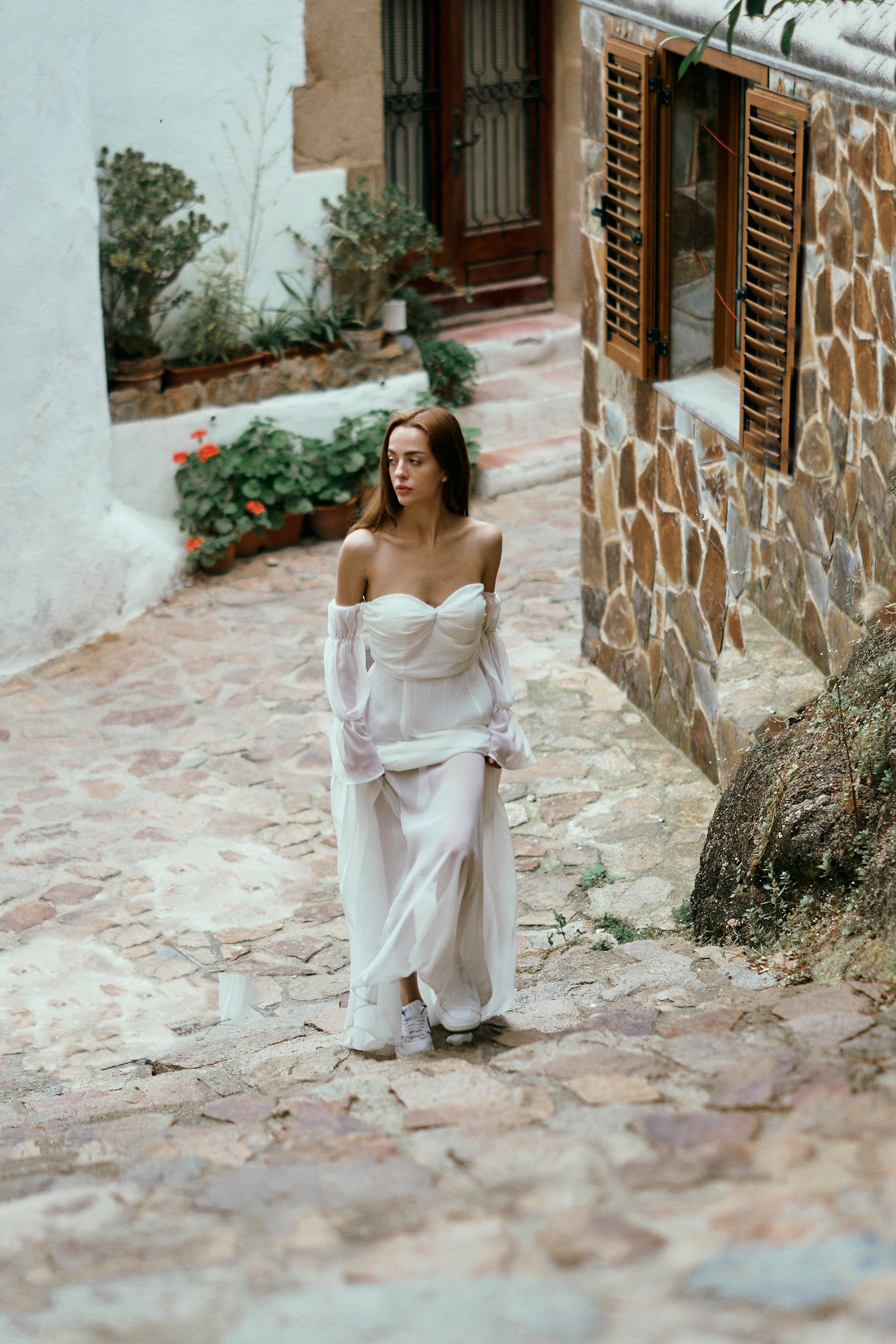 The runaway bride. Photographer in Barcelona Spain Zhanna Zakharchenko