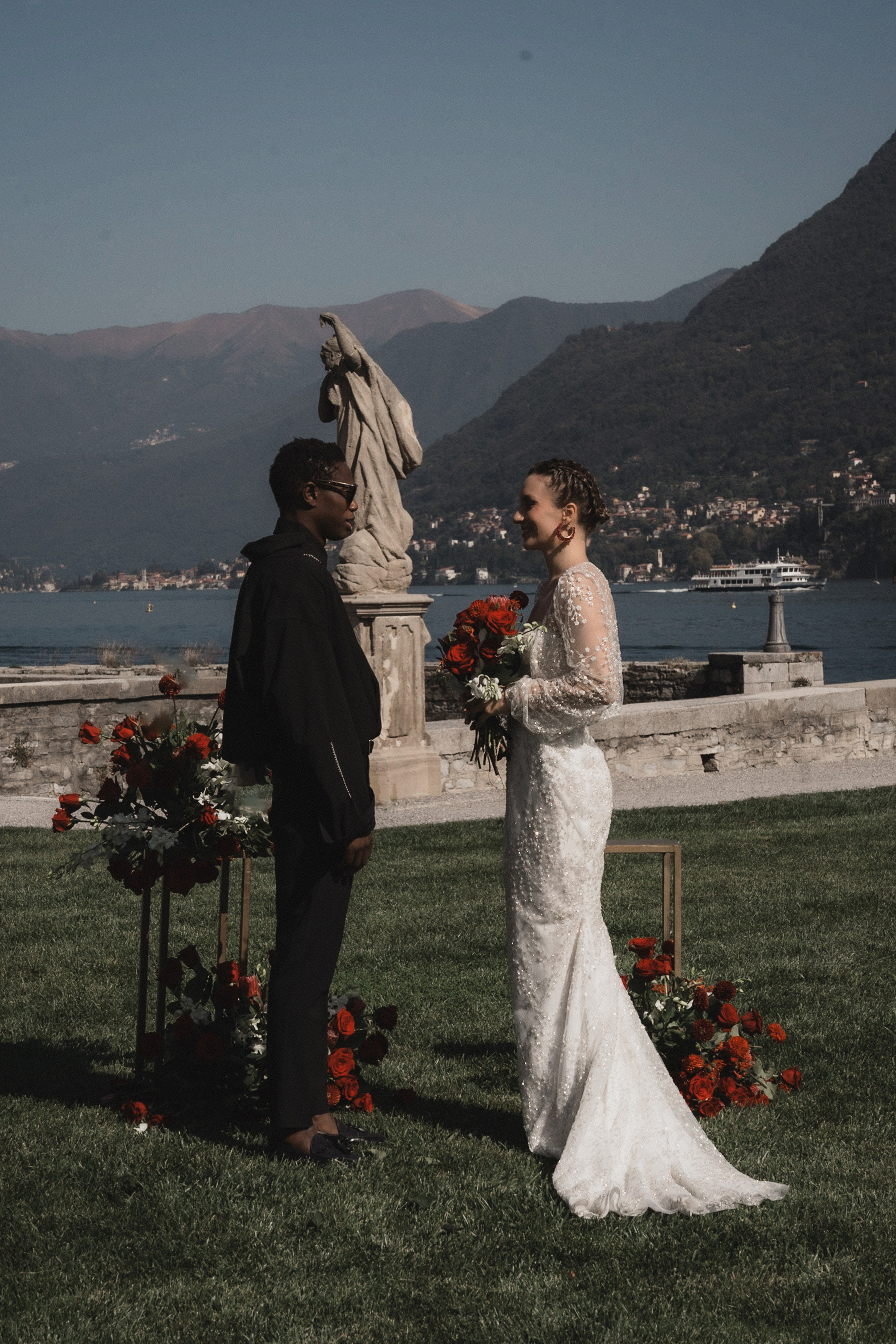 IRINA & AMED • LAKE COMO. PHOTOGRAPHER IN ITALY