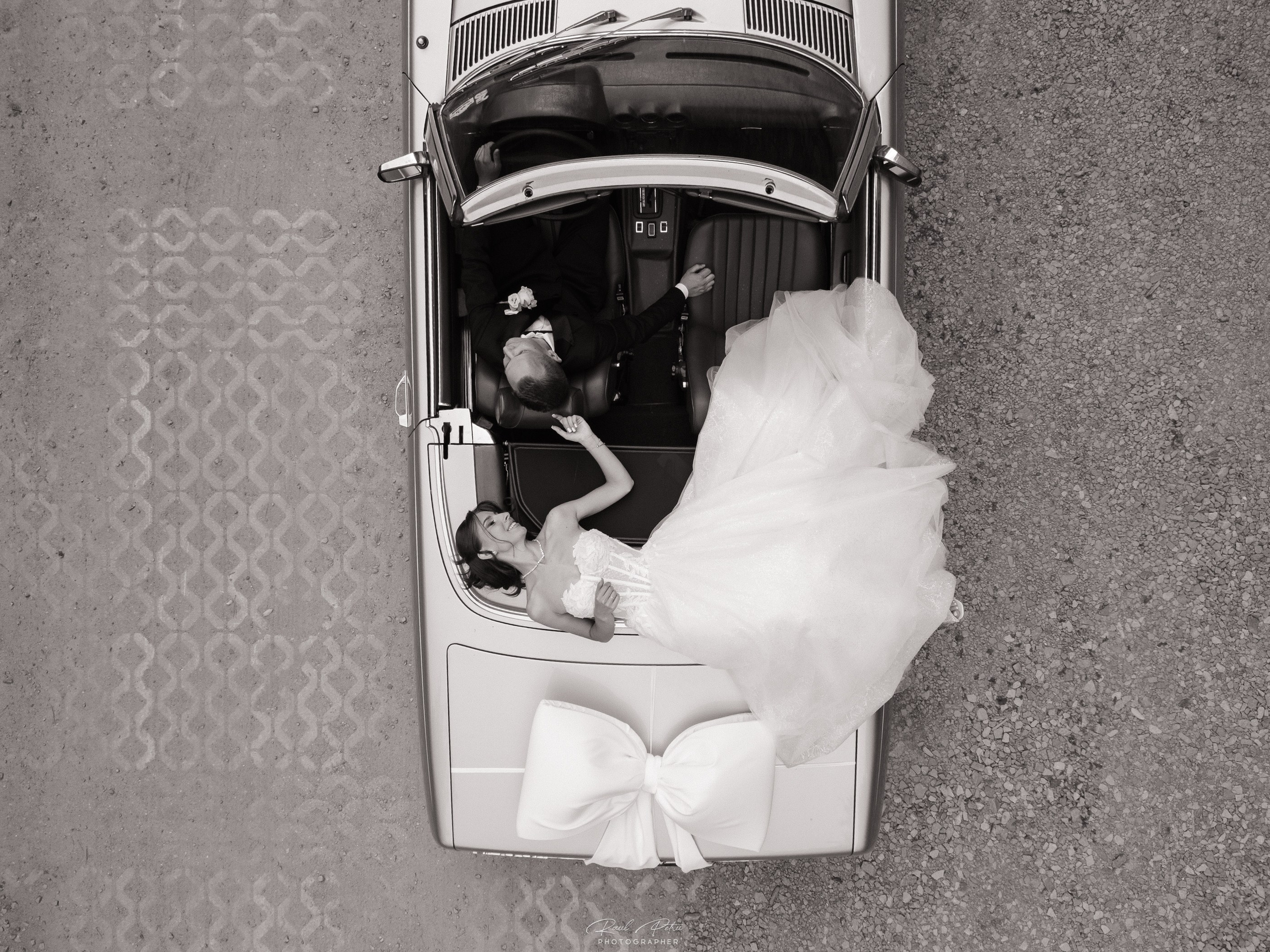 Luxury Wedding Photographer Romania & Europe | Elegant, Emotional Wedding Stories. Raul Petru Photographer