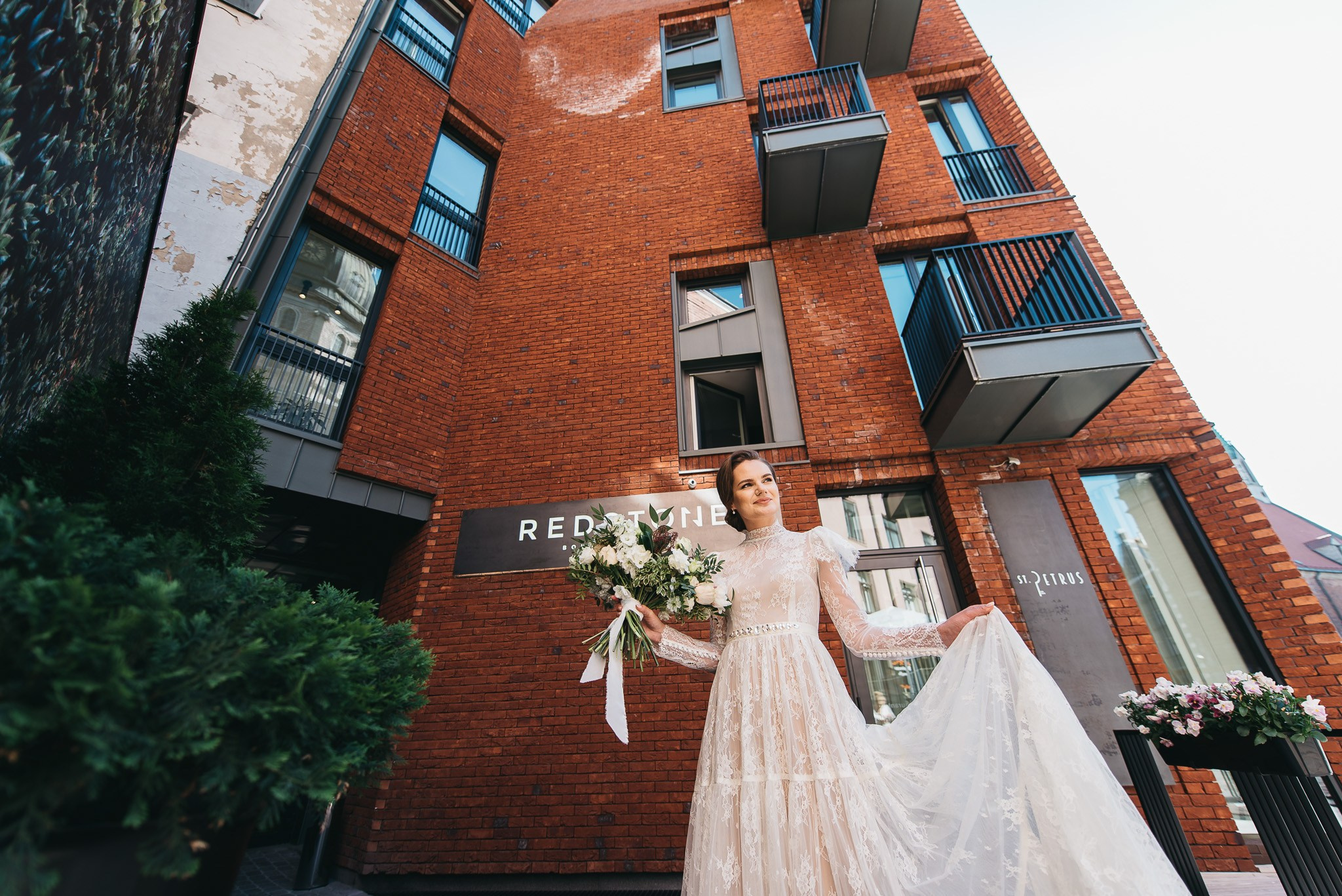 Kāzas St. Peter’s Boutique Hotel. Kāzu fotogrāfs Rīgā — Vjačeslavs Lučņenkovs