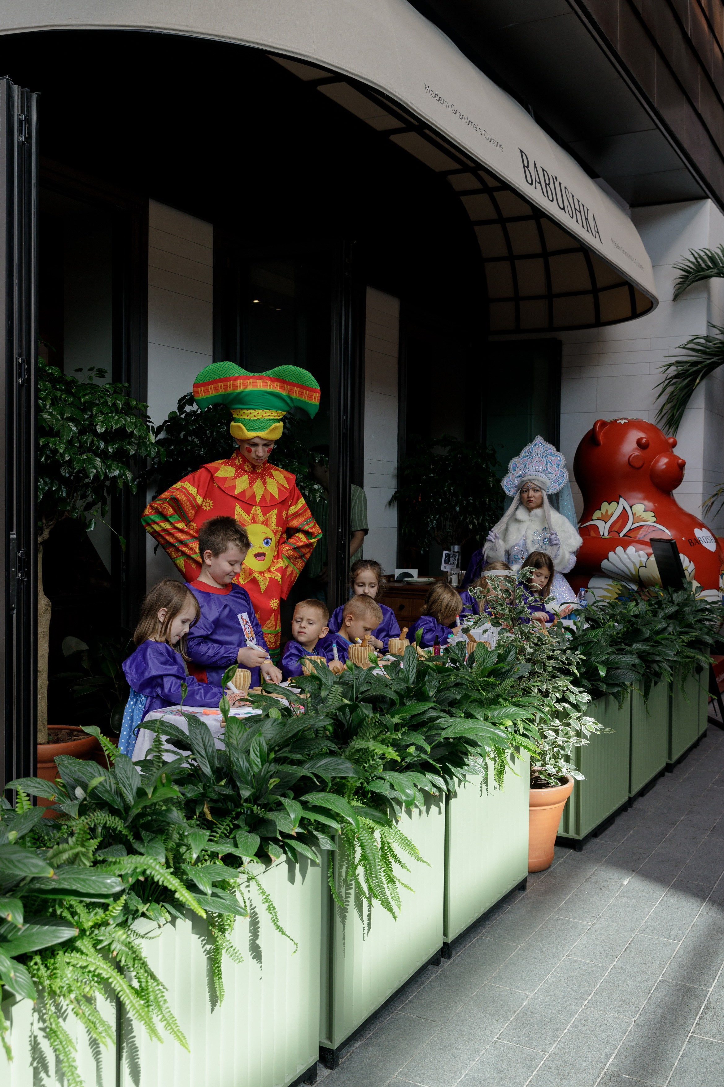 Maslenitsa at Babushka Restaurant, Dubai 2024. Photographer Anna Curly | Weddings and Events in Dubai