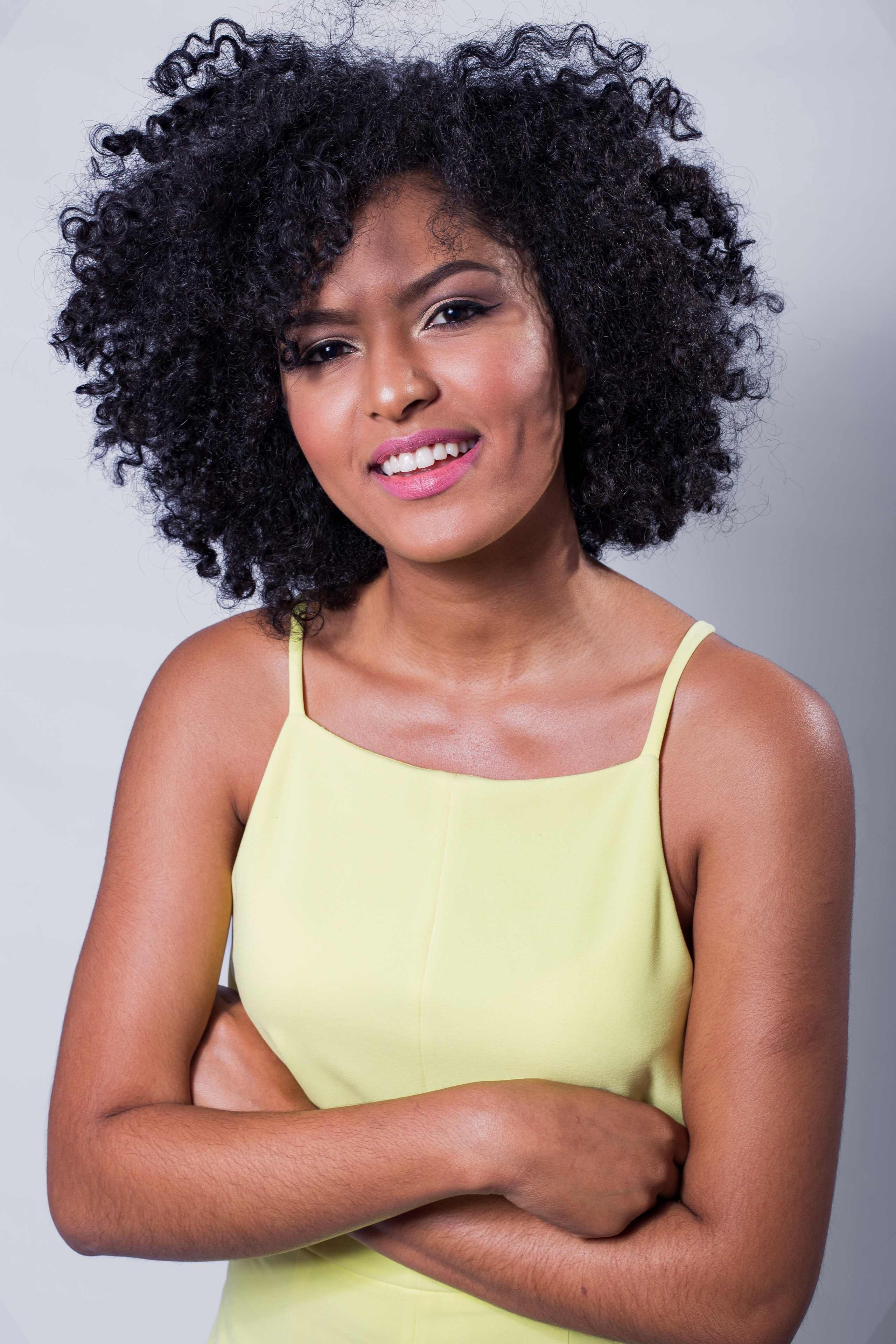 Tu primer book de modelo: cómo hacer una sesión profesional | Rainbox Estudio. Rainbox Estudio de Fotografía