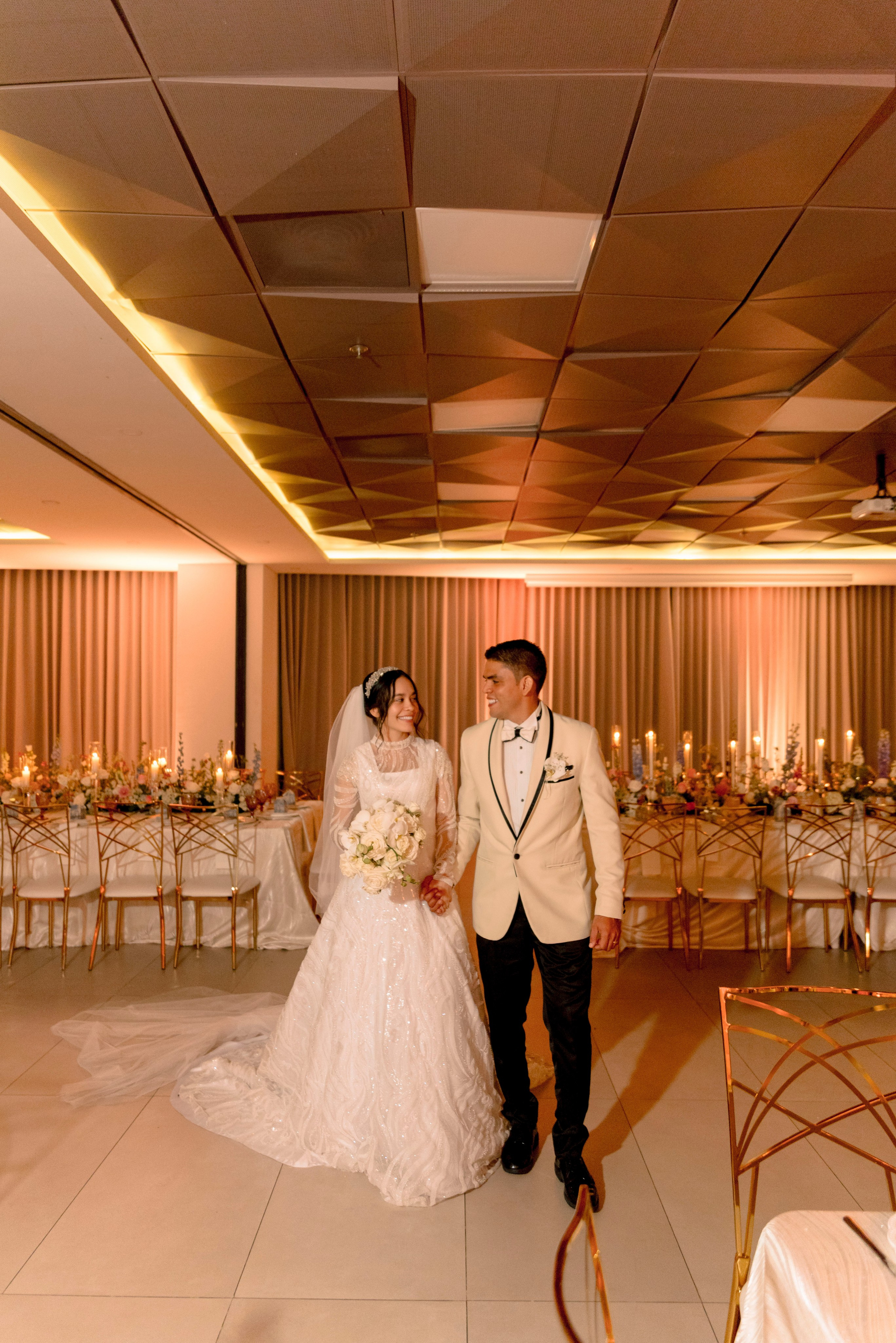 Boda en Barranquilla | Salon Comfamiliar Sede Caribe. Fotógrafos de bodas en Barranquilla, Cartagena y Santa Marta | BanderArt