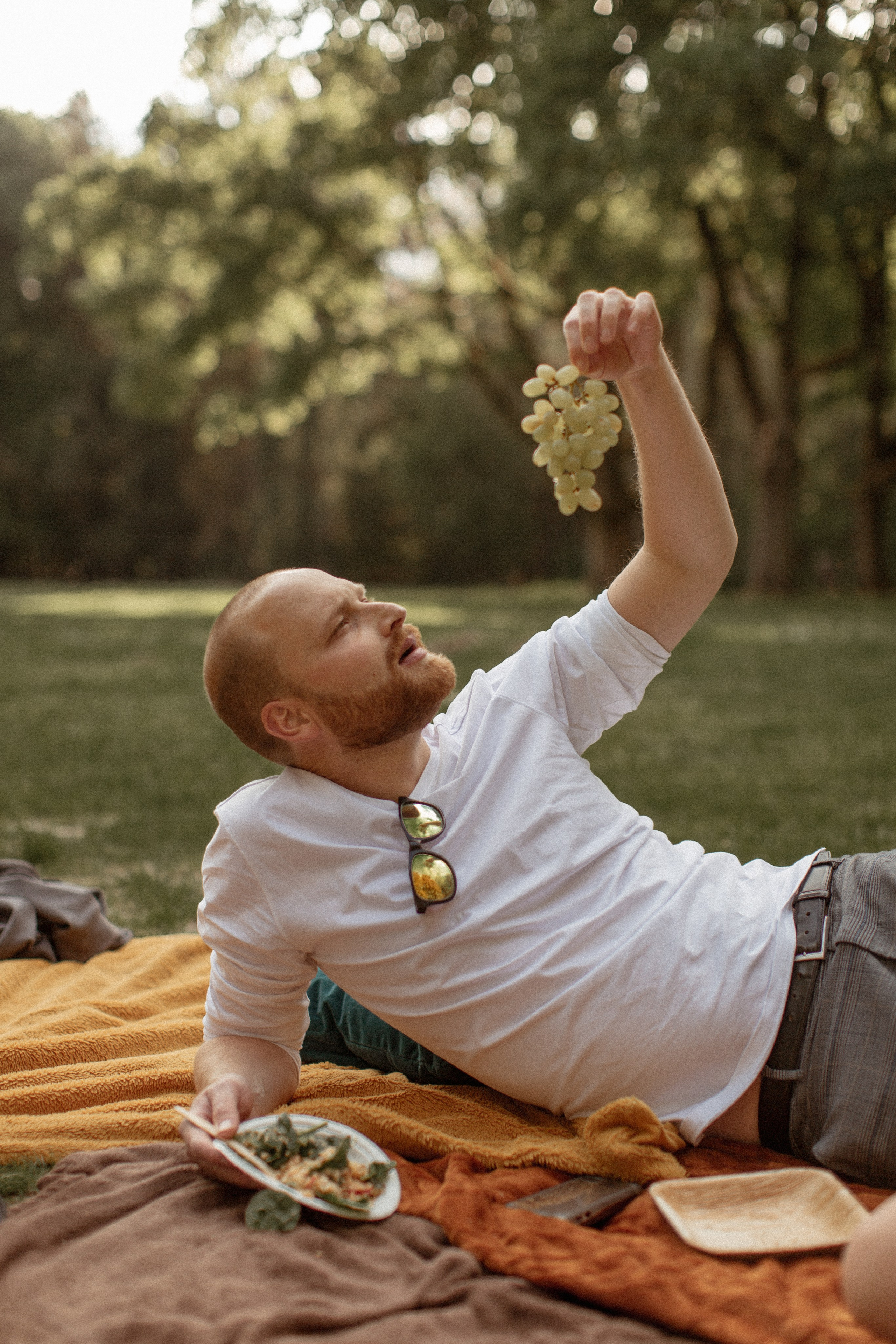 Picnic reportage. True self