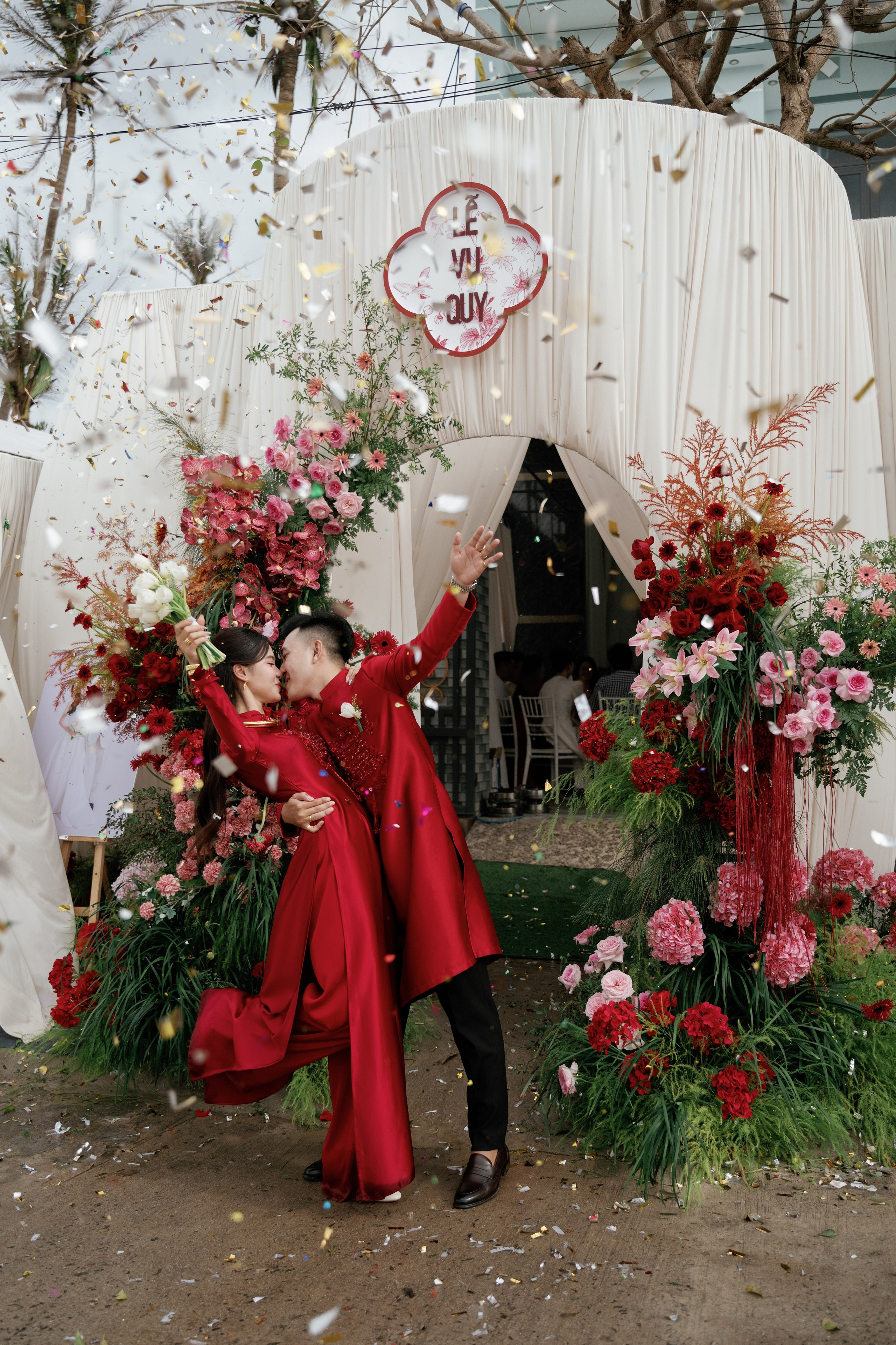 Ngân & Tâm. Cam Images