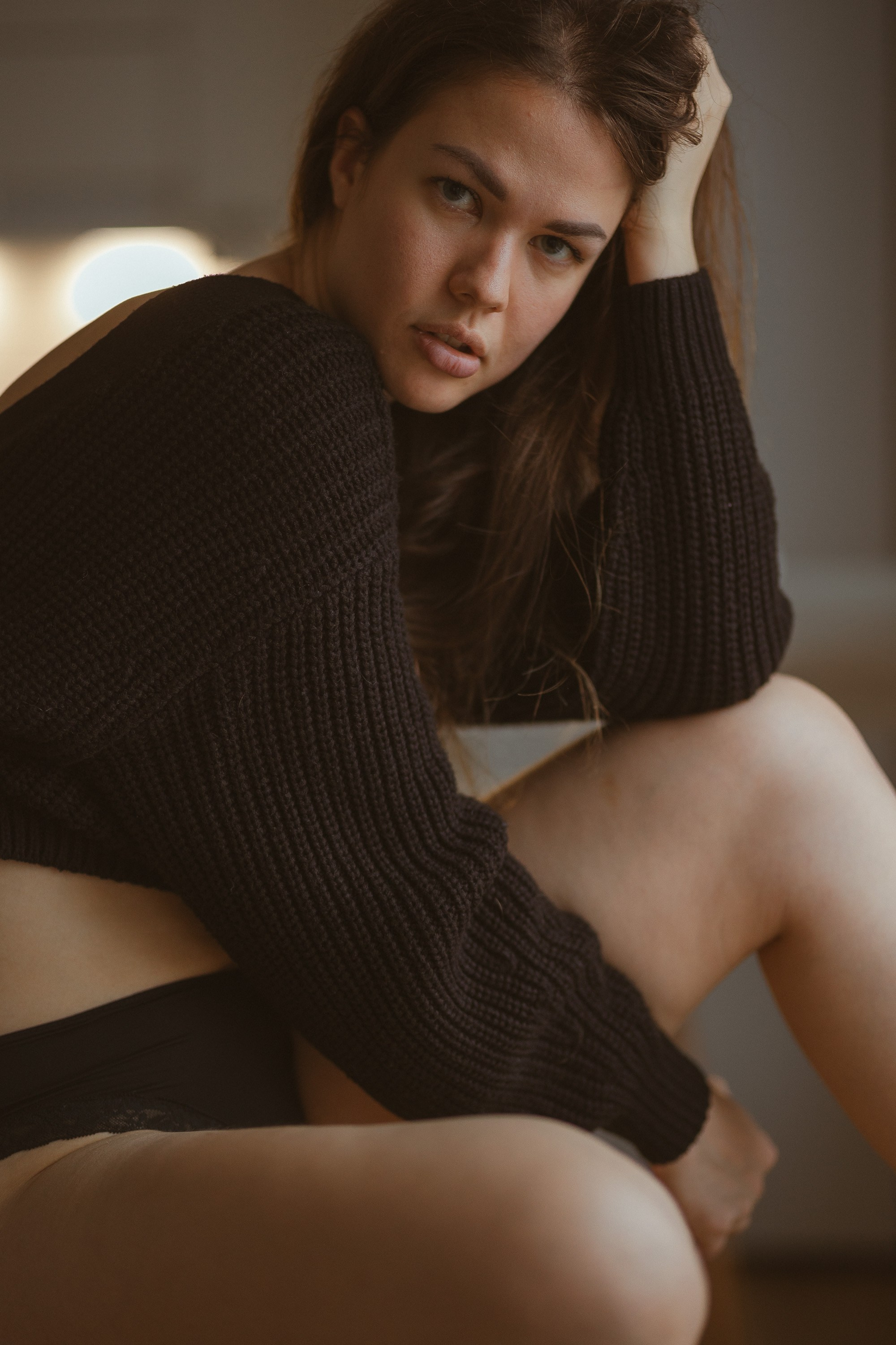 Boudoirkuvaus kotona -kuin tarina. Valokuvaaja Lahti, Helsinki Elena Salonen