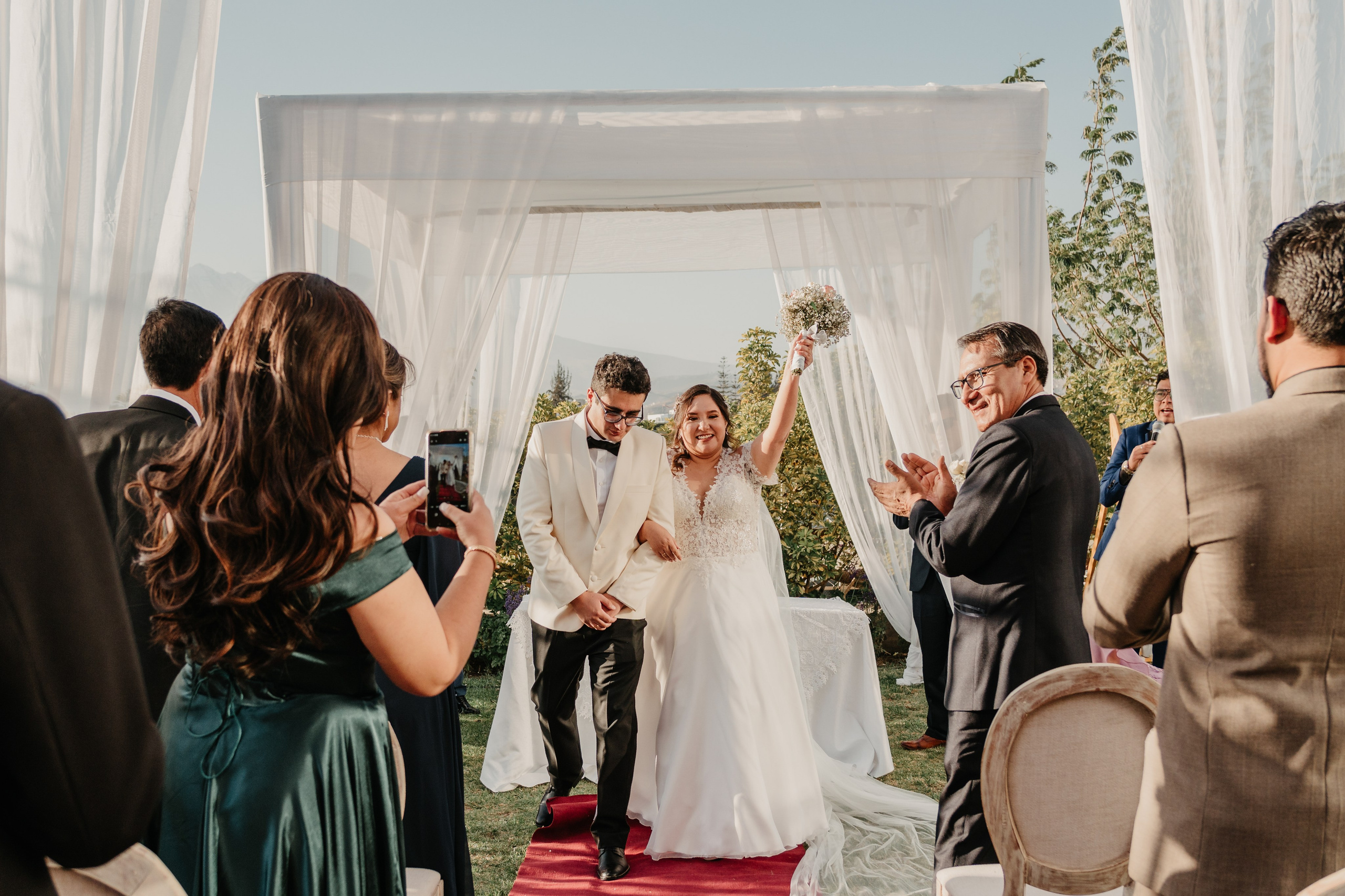 VANIA + LUIS BODA CIVIL. Studio KVTA | Fotografía y Video de Bodas en Arequipa