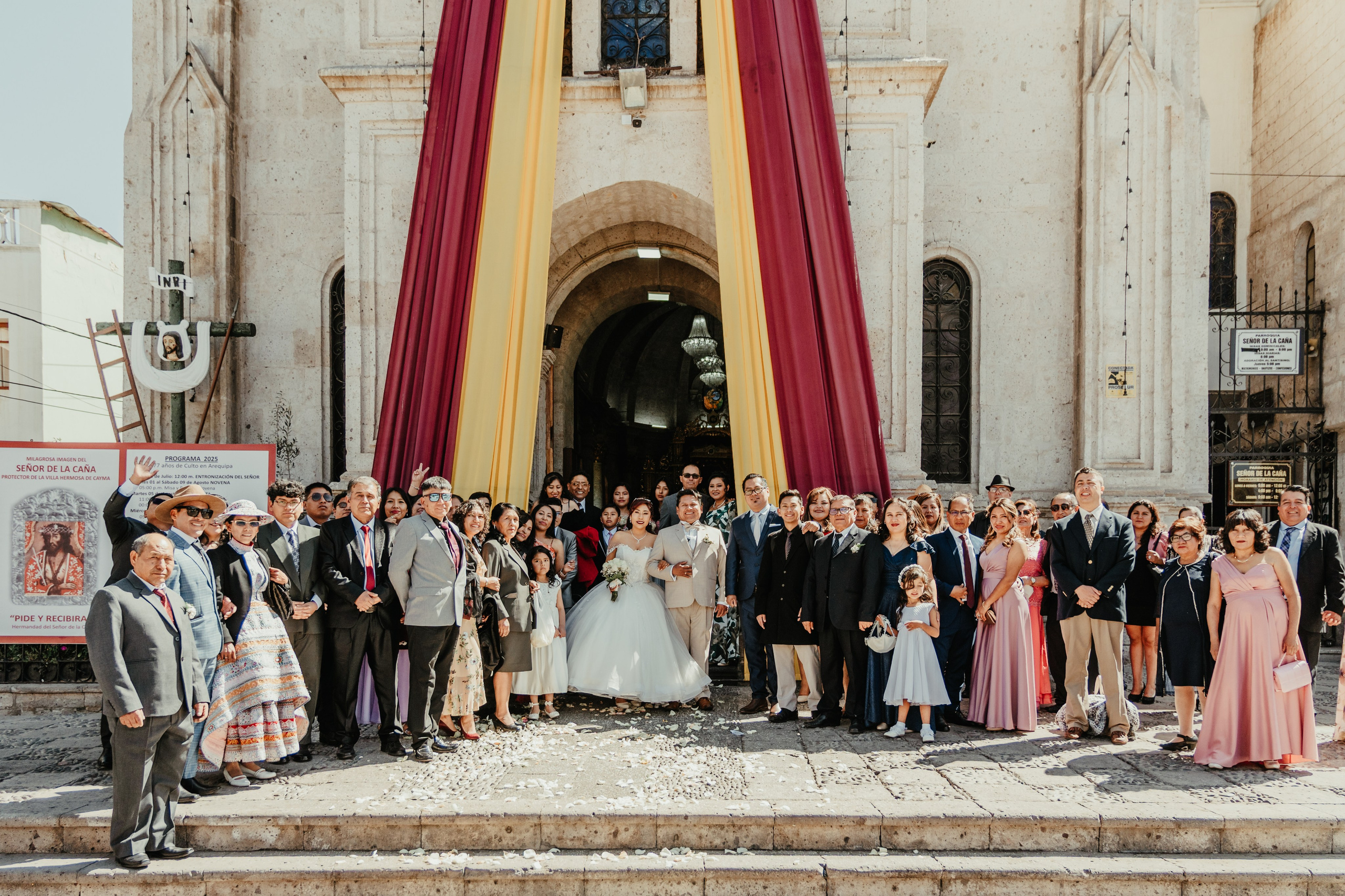 VANESSA + FRANKLIN BODA RELIGIOSA. Studio KVTA | Fotografía y Video de Bodas en Arequipa
