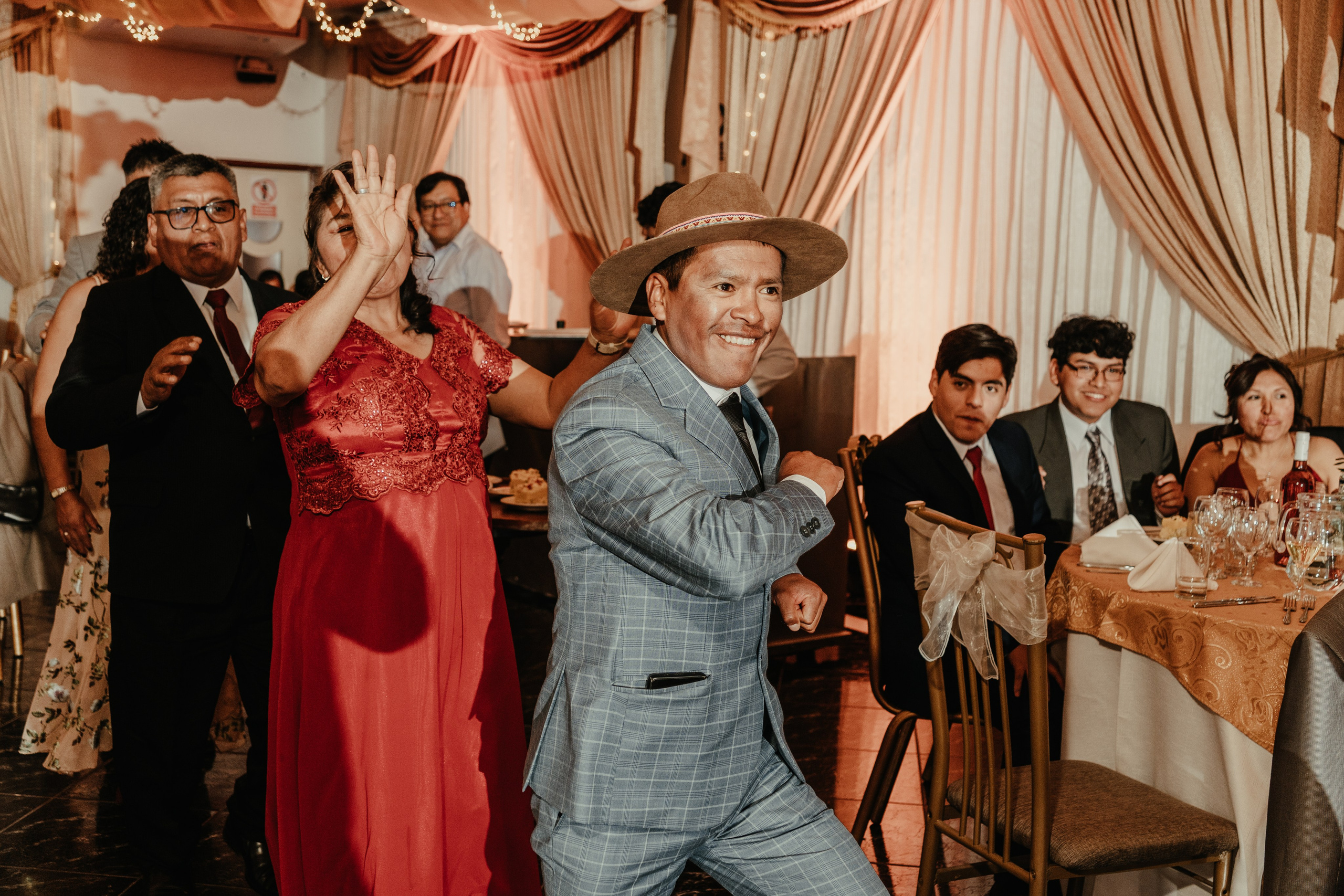 VANESSA + FRANKLIN BODA RELIGIOSA. Studio KVTA | Fotografía y Video de Bodas en Arequipa