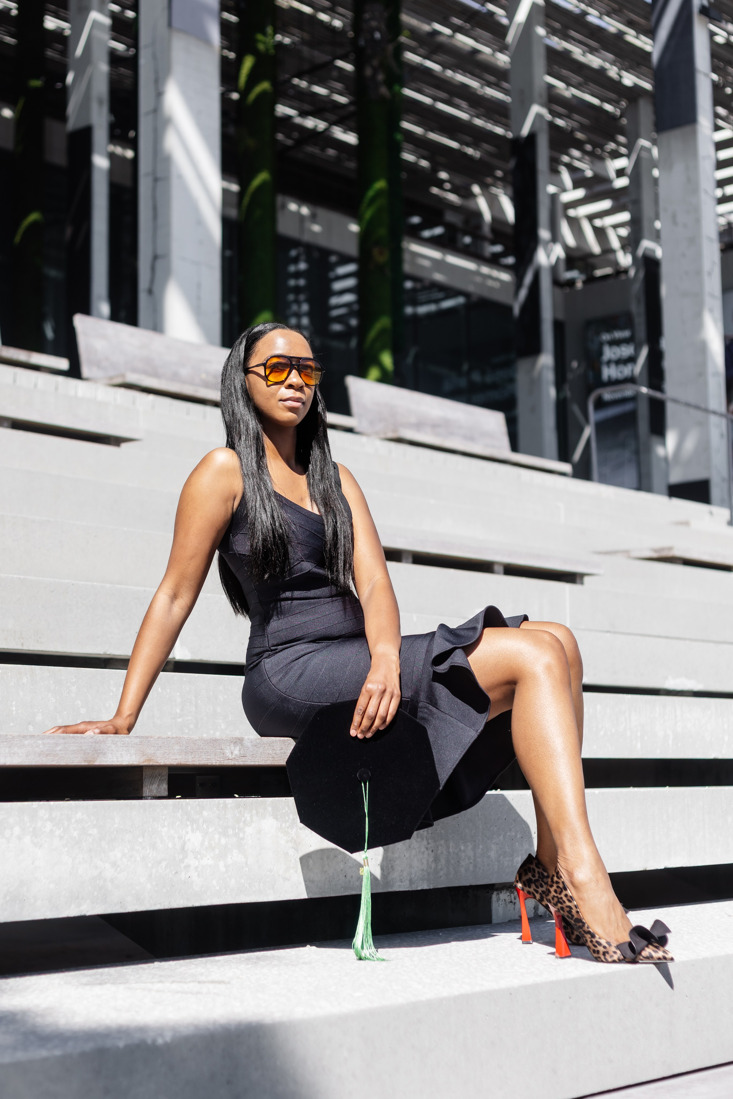 What (and Who) to Bring to Your Grad Photoshoot. Portrait and graduation photographer Marina Simanava