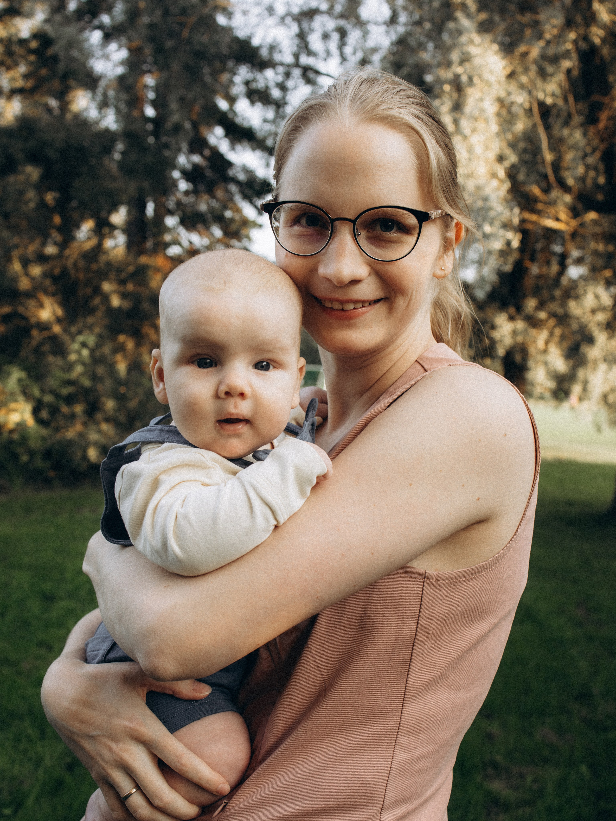 Max’s family. Kristina, portrait and family photographer in Helsinki