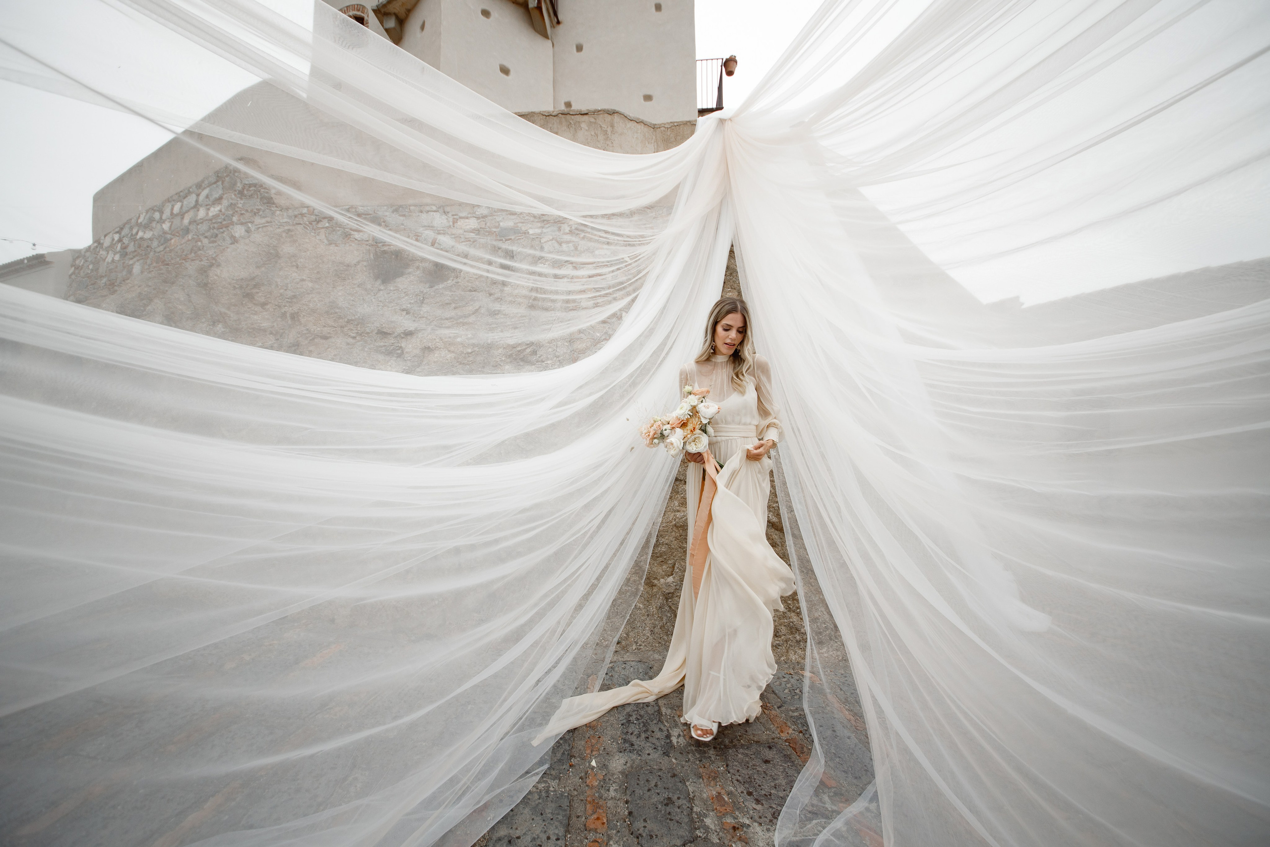 Wedding Photographer Rome Tuscany Como Sicily Puglia Amalfy Italy- Oksana Savenchuk