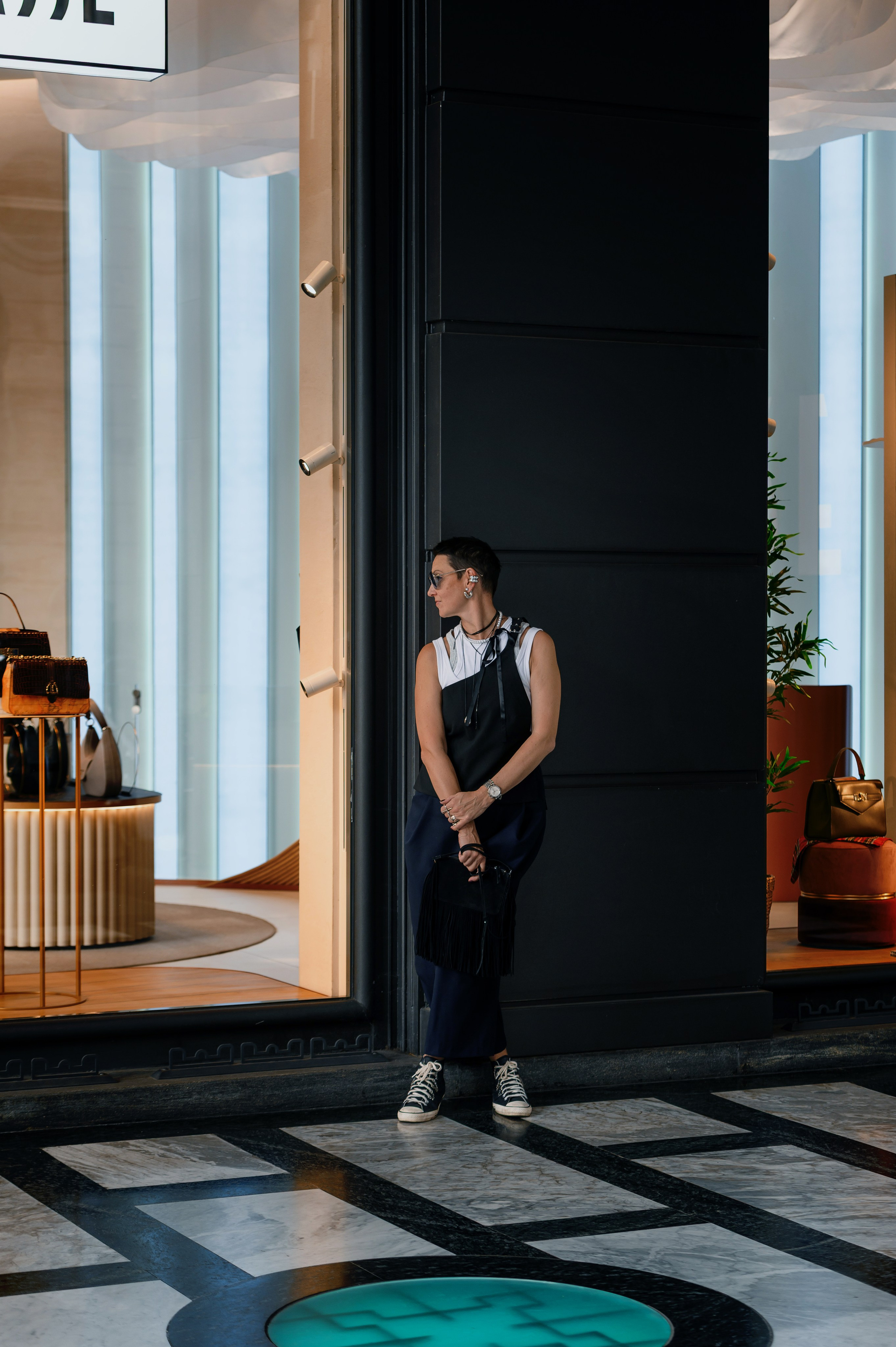 Milan, Autumn 🍂, Julia. Wedding photographer from Moldova Alexey Chipchiu