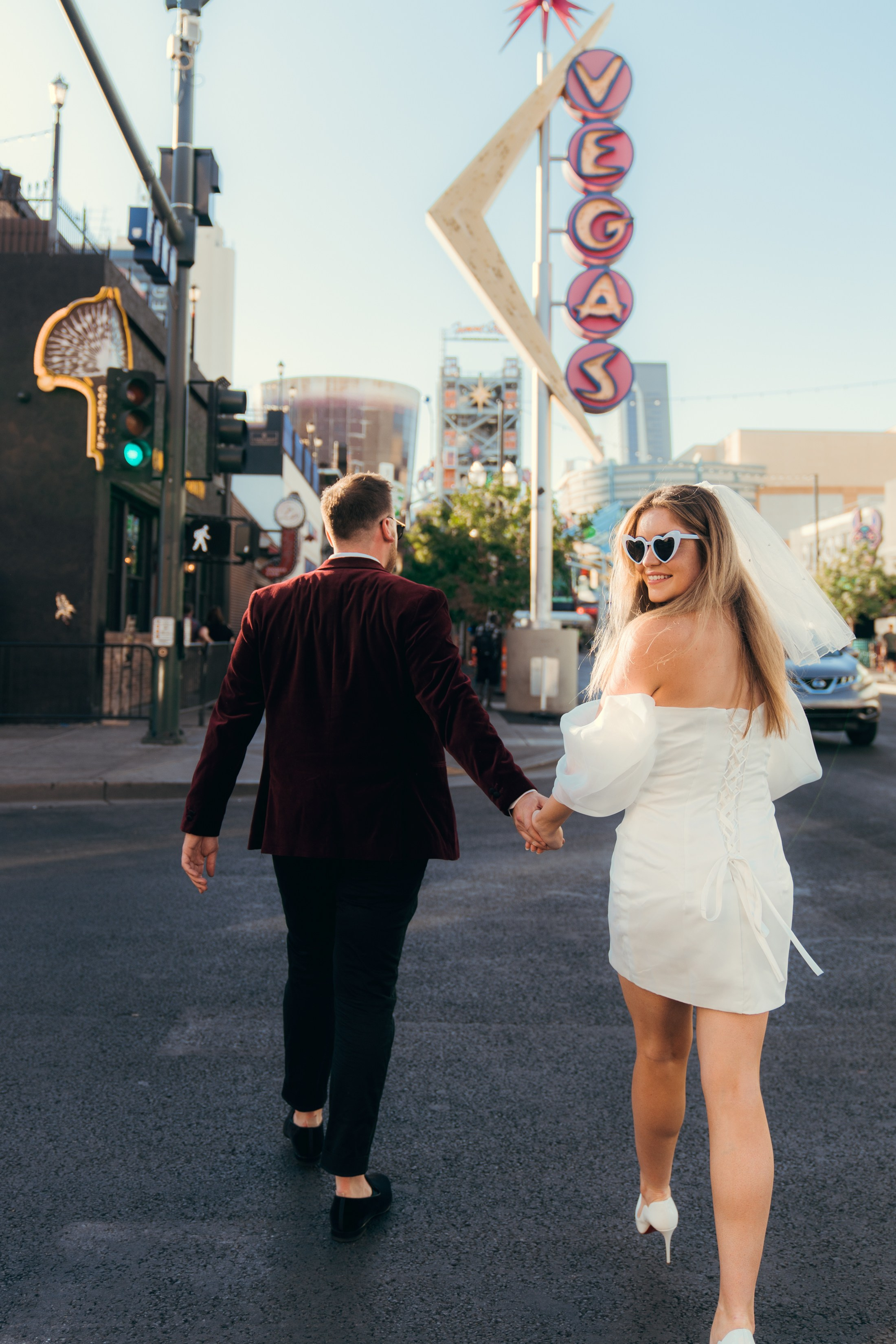 Madison&Ryan. Wedding & elopement photographer Viktoriya Kravtsov. Las Vegas