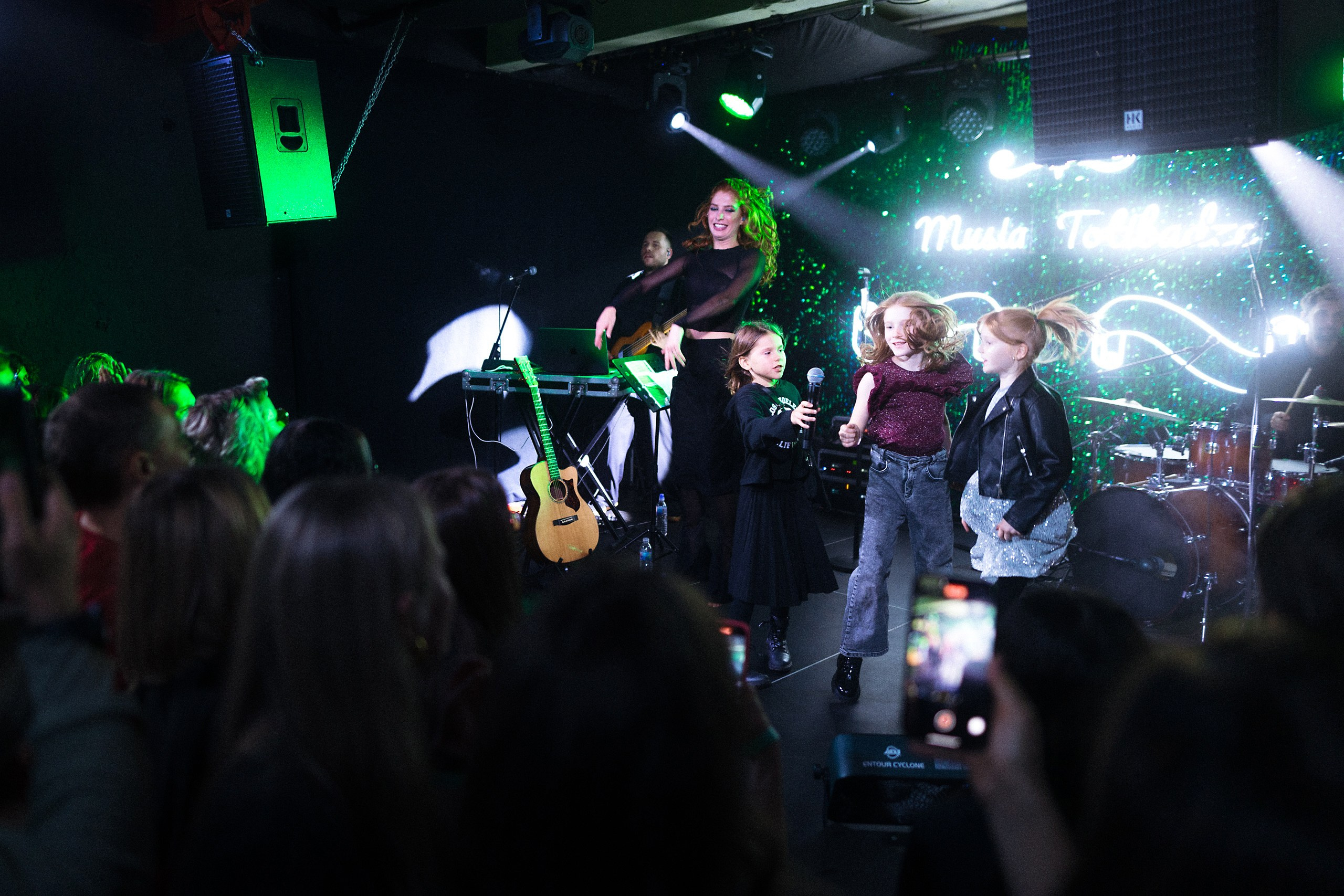 Фотосъемка концерта Муси Тотибадзе в Риге. Евгений Тимофеев | Свадебный и контент-фотограф и видеограф в Риге