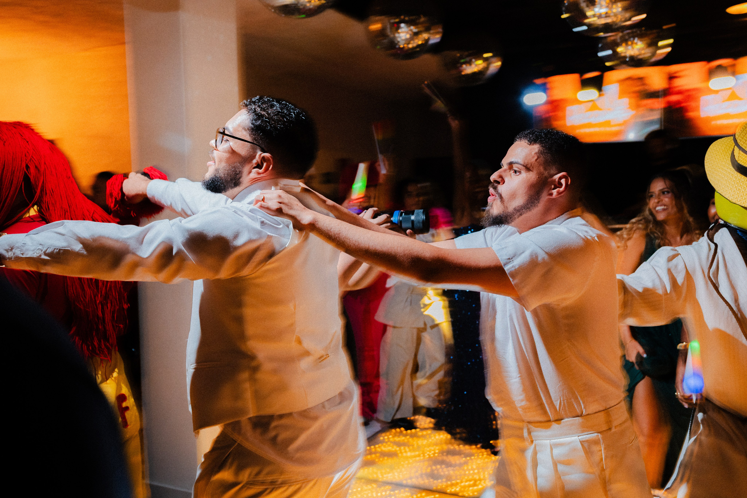 R & D — Meter o louco e ser feliz!. Fotografia de casamento em Belo Horizonte