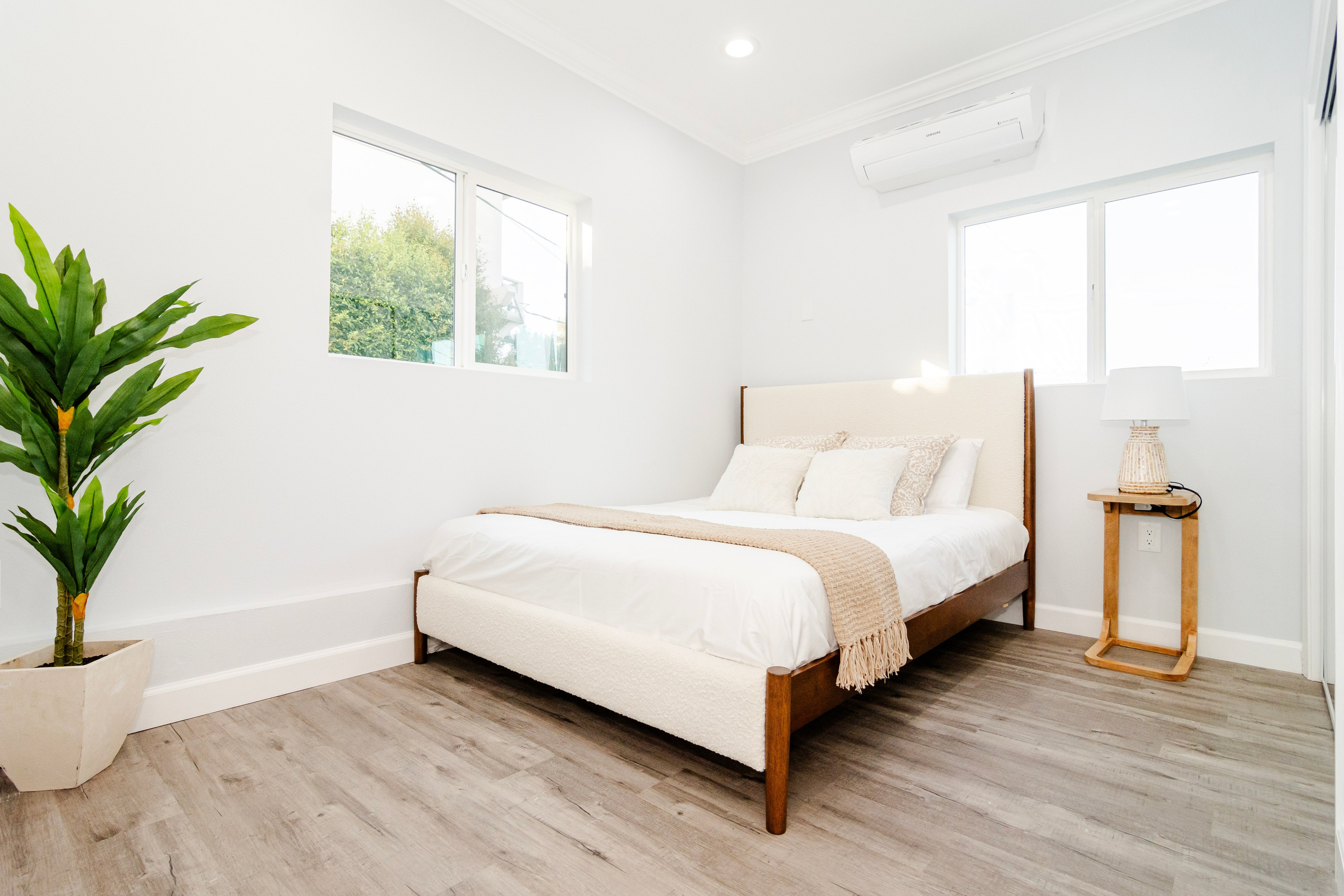 Real Estate Media. Professional portrait photographer in Los Angeles | Axenia Haritonova