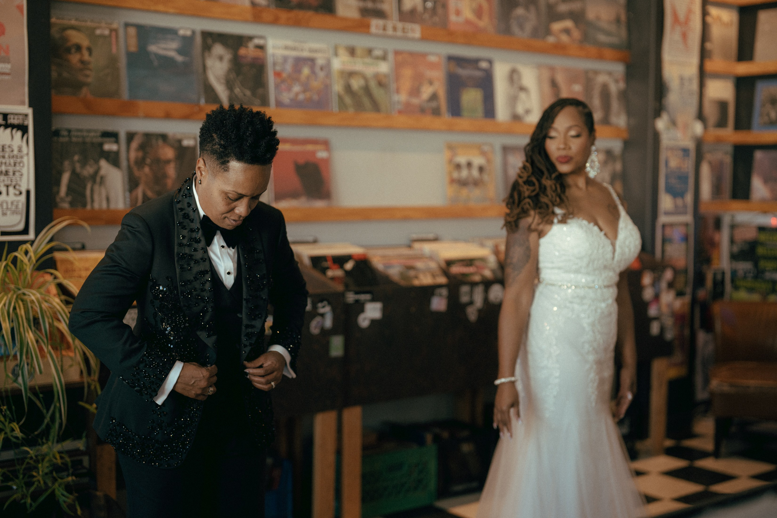 Erica&Shacazia. Wedding & elopement photographer Viktoriya Kravtsov. Las Vegas