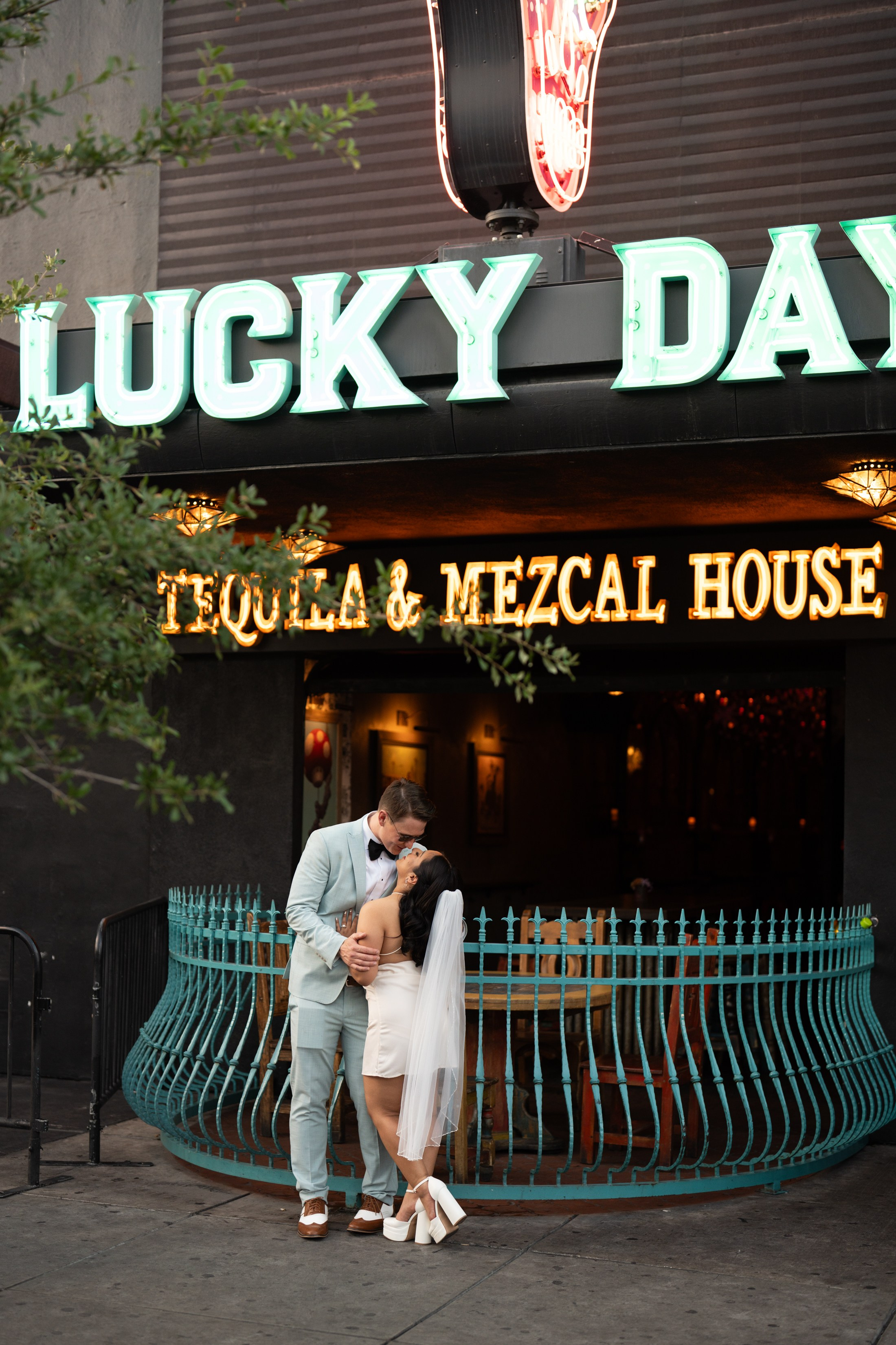 Christian&Patricia. Wedding & elopement photographer Viktoriya Kravtsov. Las Vegas