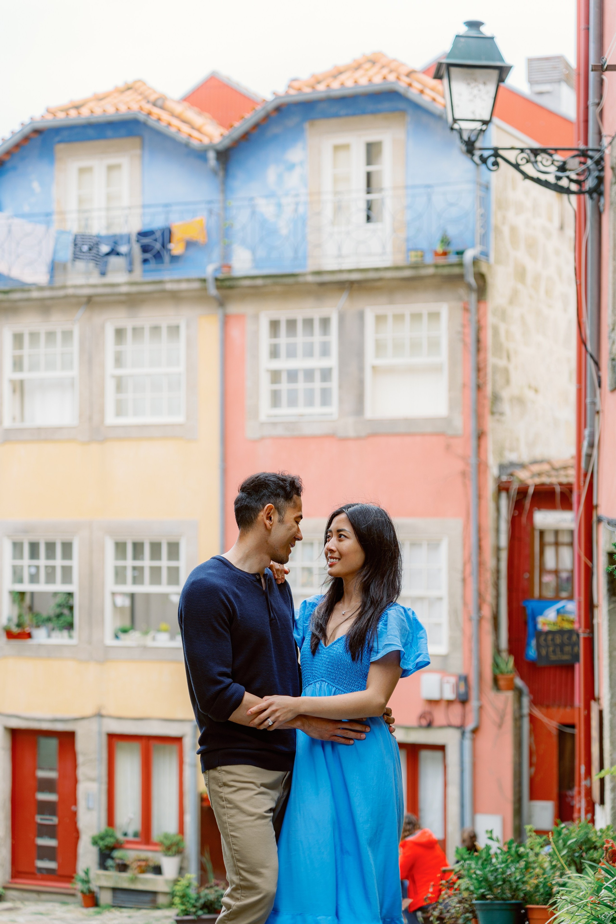 Michele & Darar in Porto. Porto Travel Photographer | Couples & Vacation Photos in Portugal — WePortugal