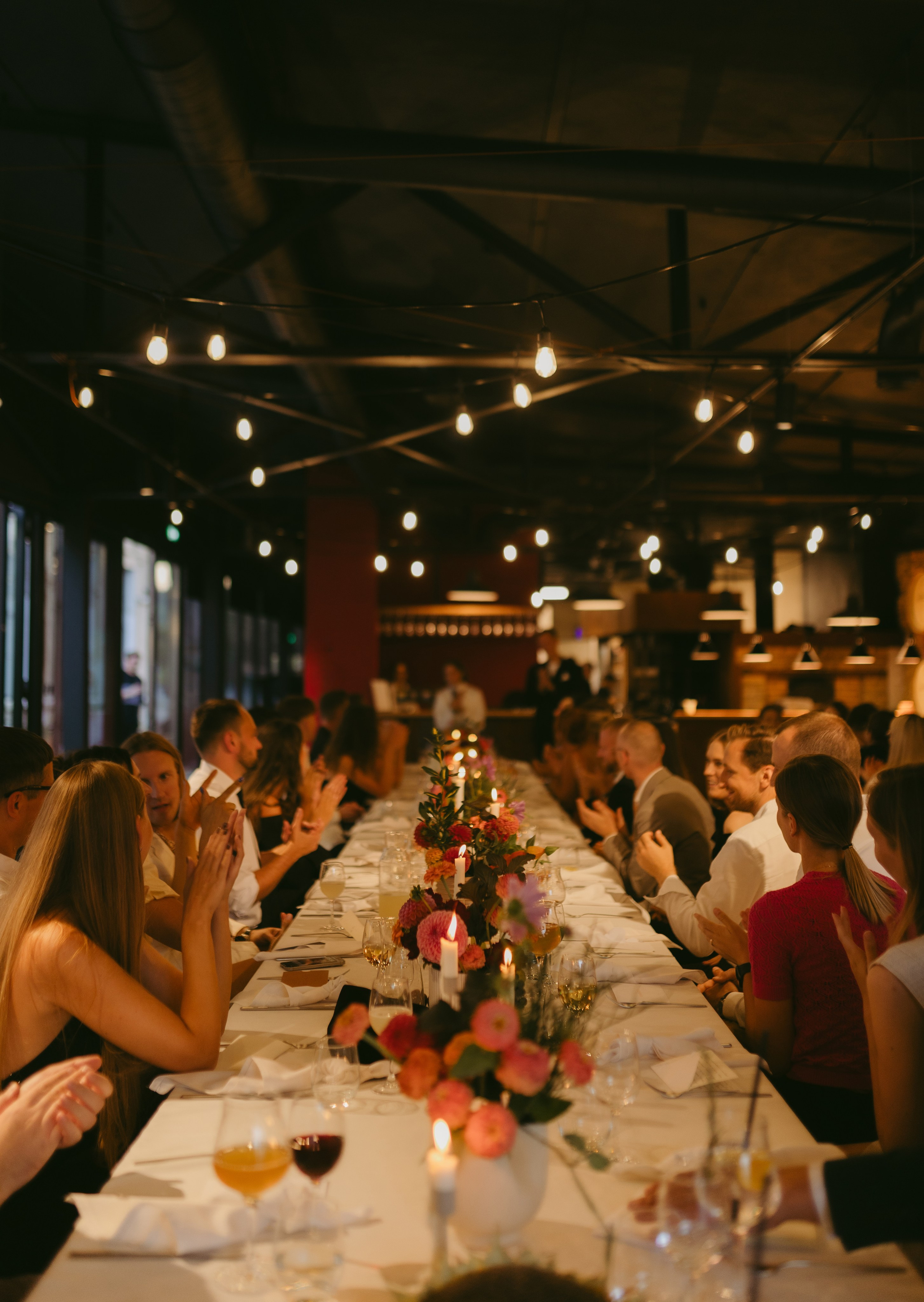 Miglė ir Mindaugas | 2024 | MIESTO VESTUVĖS. Vestuvių ir šeimų fotografė Lena Bondarenko / belove photo