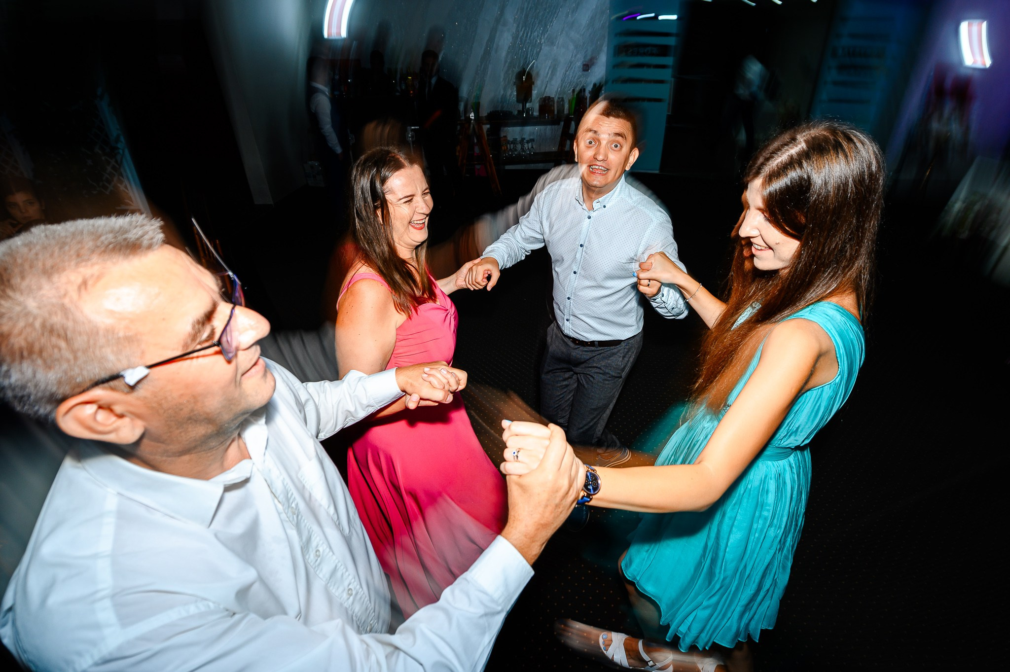 Carmen & Ciprian. Mugurel Olteanu Fotograf