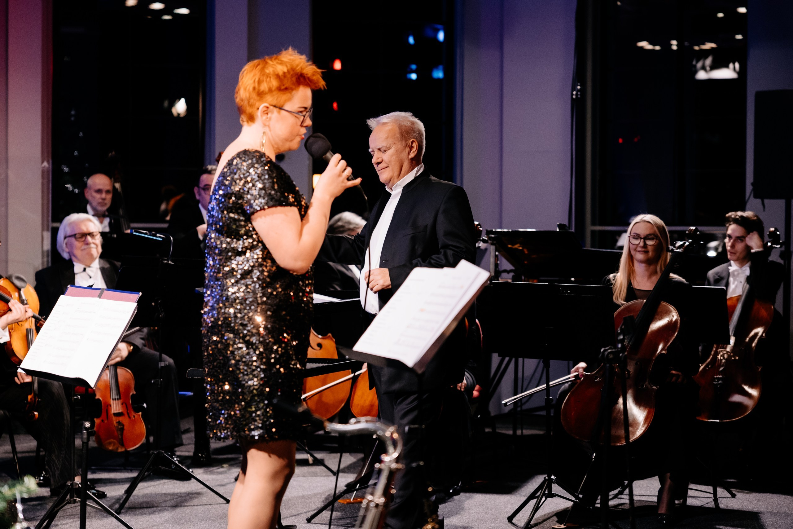 Opera Leśna. Fotograf Ślubny Warszawa - Sesje Biznesowe Rodzinne Eventy