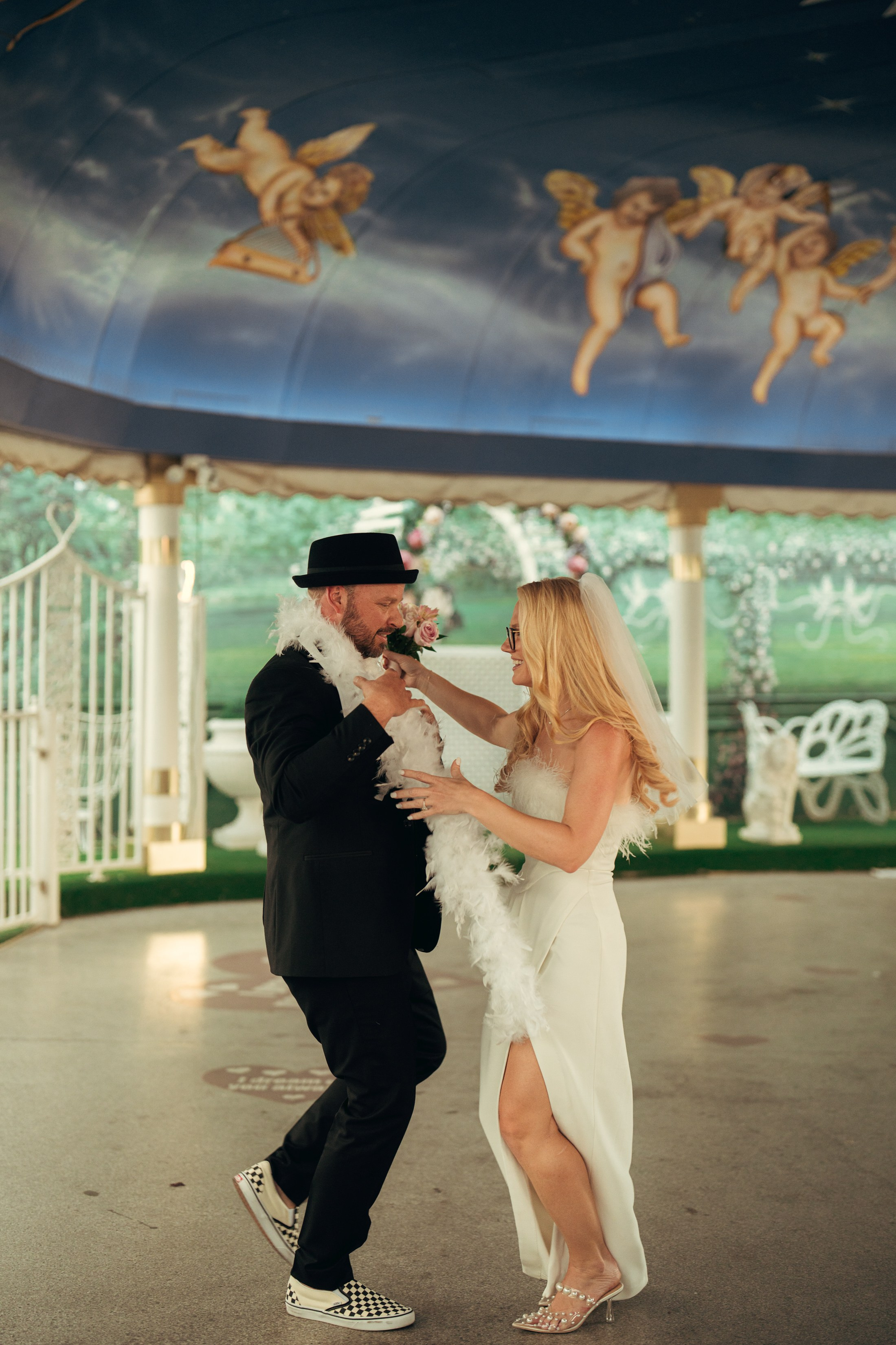 Carlee&Aaron. Wedding & elopement photographer Viktoriya Kravtsov. Las Vegas
