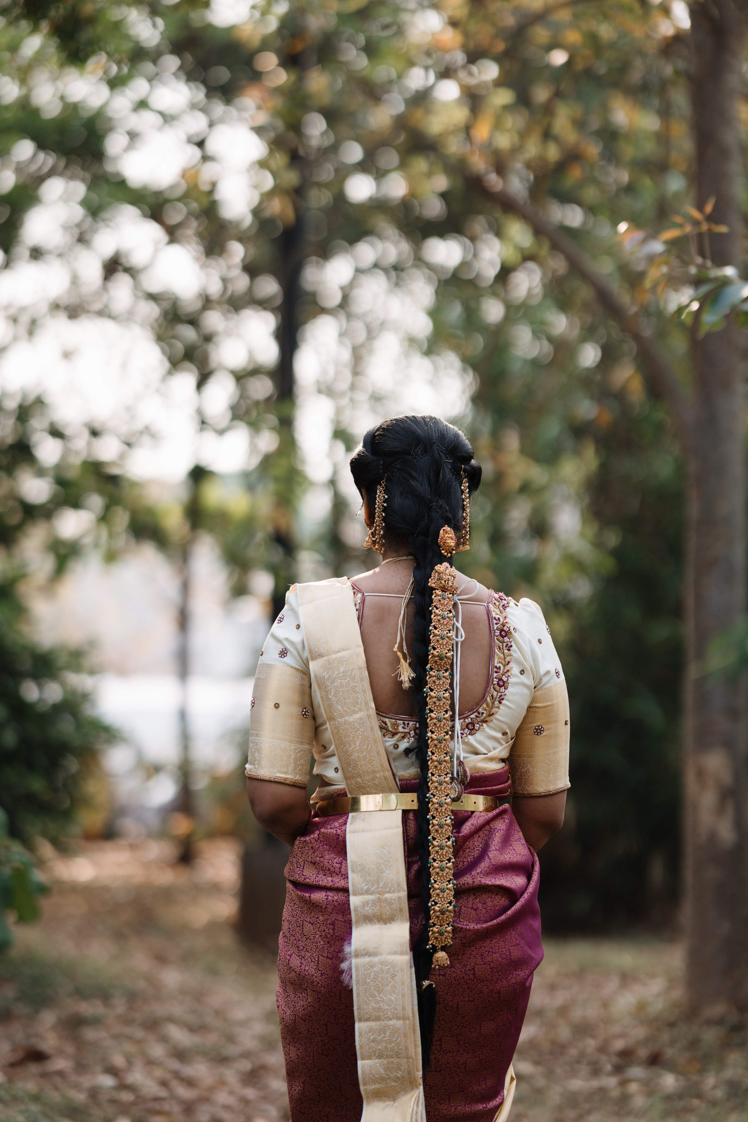 THANUJA X PRAVEEN. The Light Story | Wedding Photography in Mysuru, Karnataka