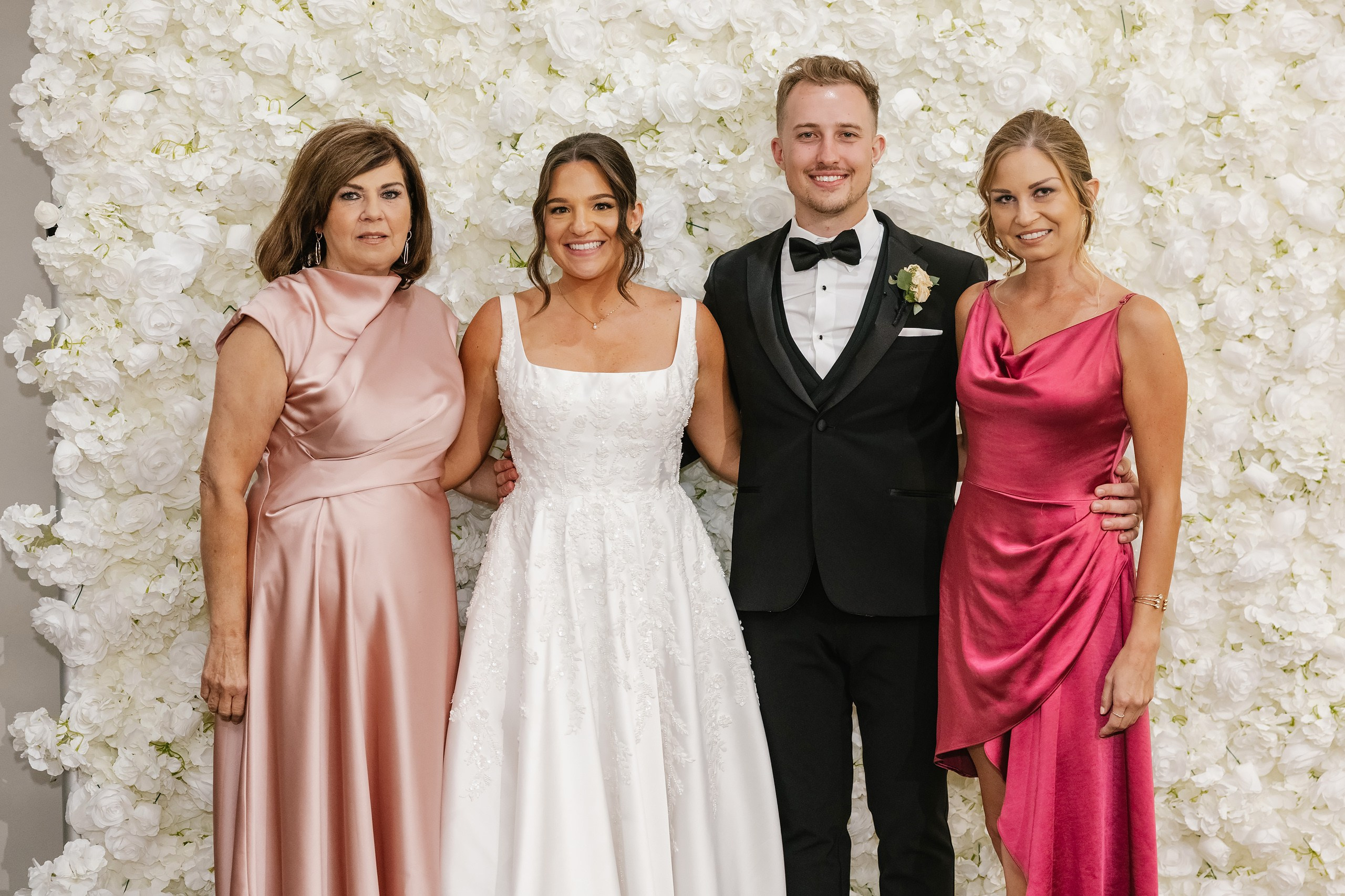 09.06.2025 Wedding. Wedding family event photographer in Chicago Nick Yushevich