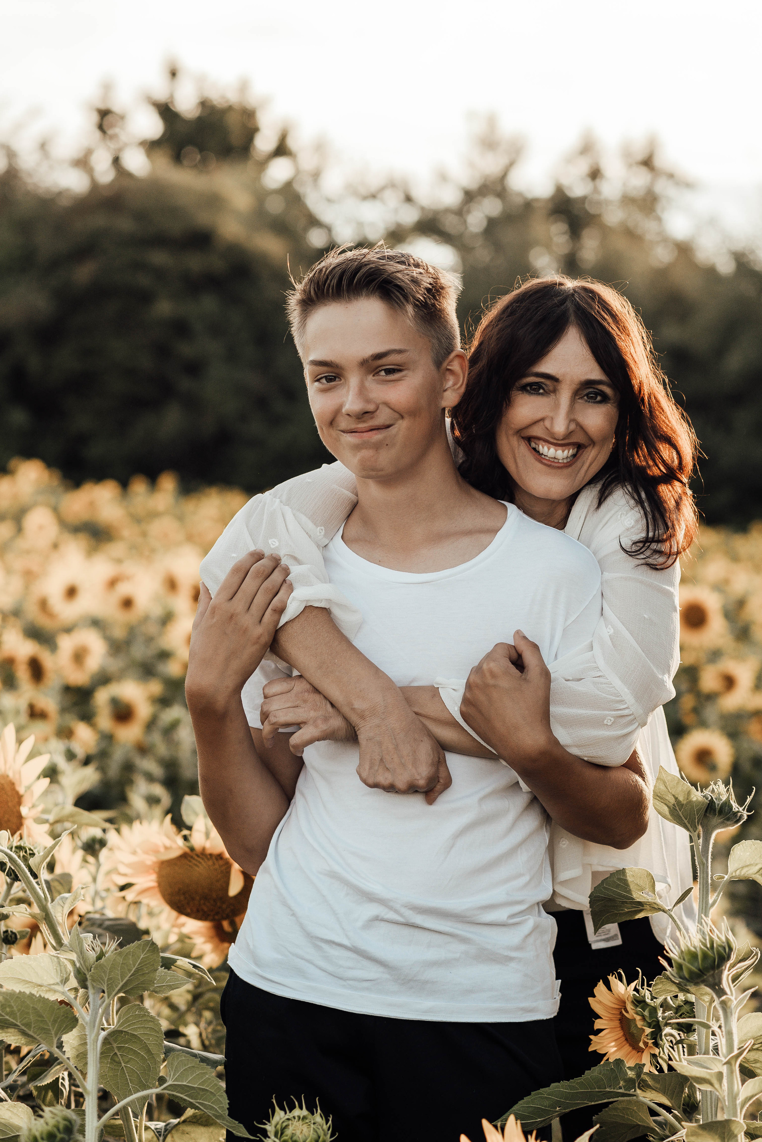 MUTTER-SOHN-SESSION. Photographer in Nuremberg Irina Mehnert from Ansbach
