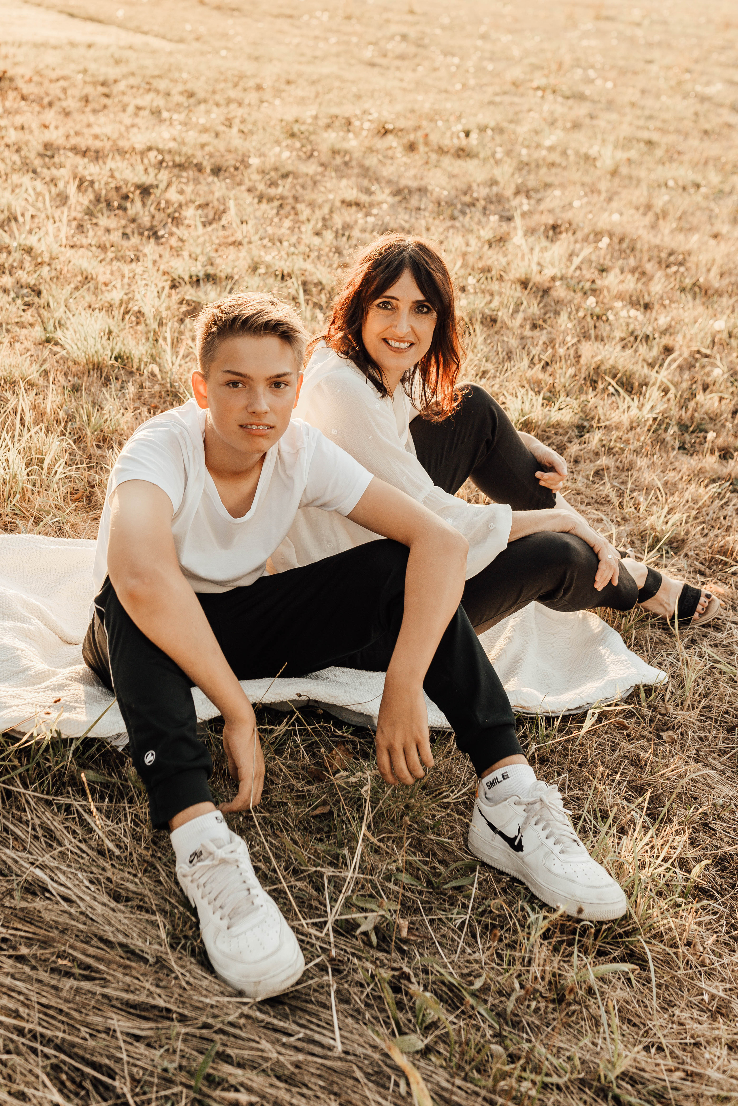 MUTTER-SOHN-SESSION. Photographer in Nuremberg Irina Mehnert from Ansbach