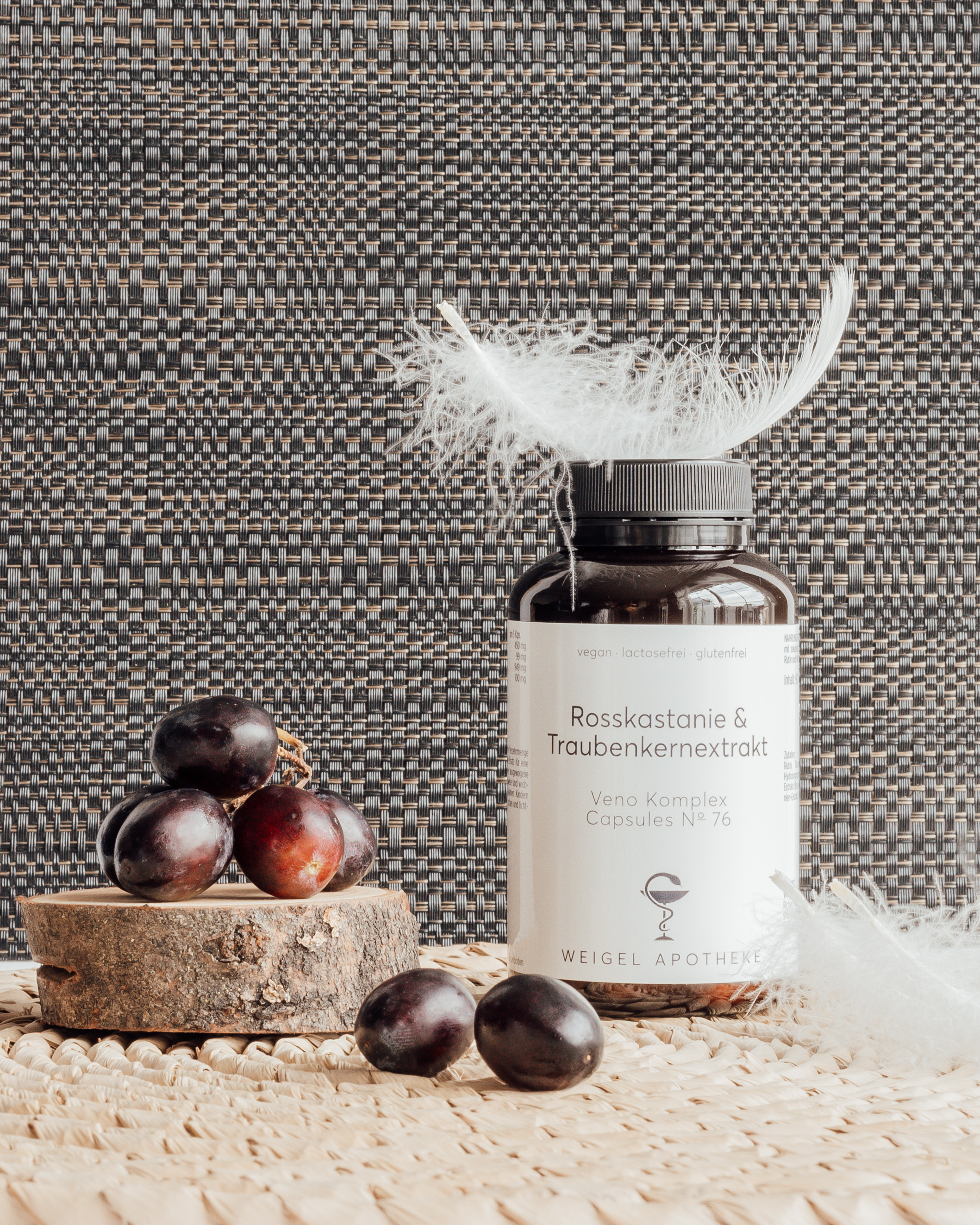 Produktshooting für Weigel Apotheke. Fotografin Ansbach - Paare | Hochzeit | After Wedding