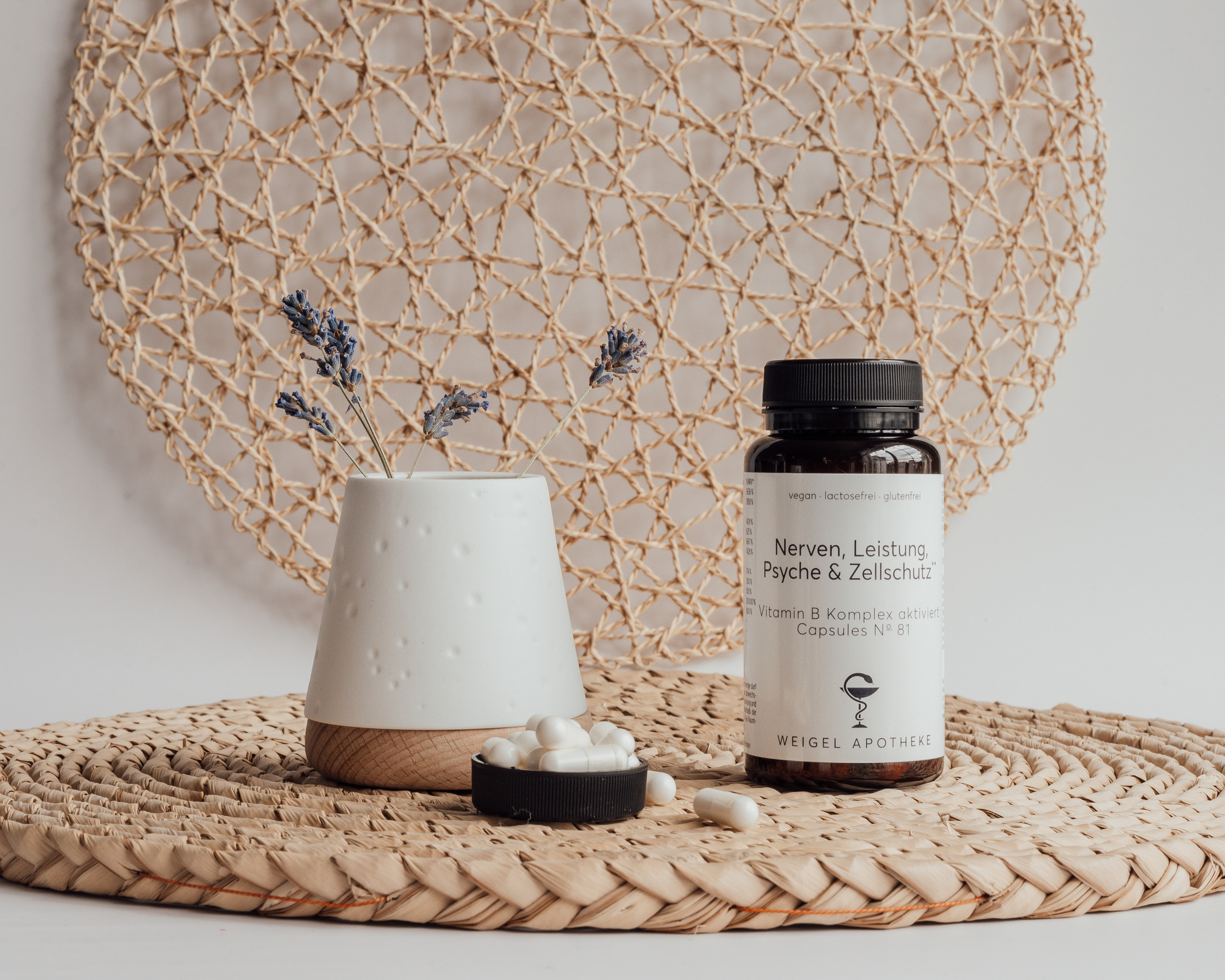 Produktshooting für Weigel Apotheke. Fotografin Ansbach - Paare | Hochzeit | After Wedding