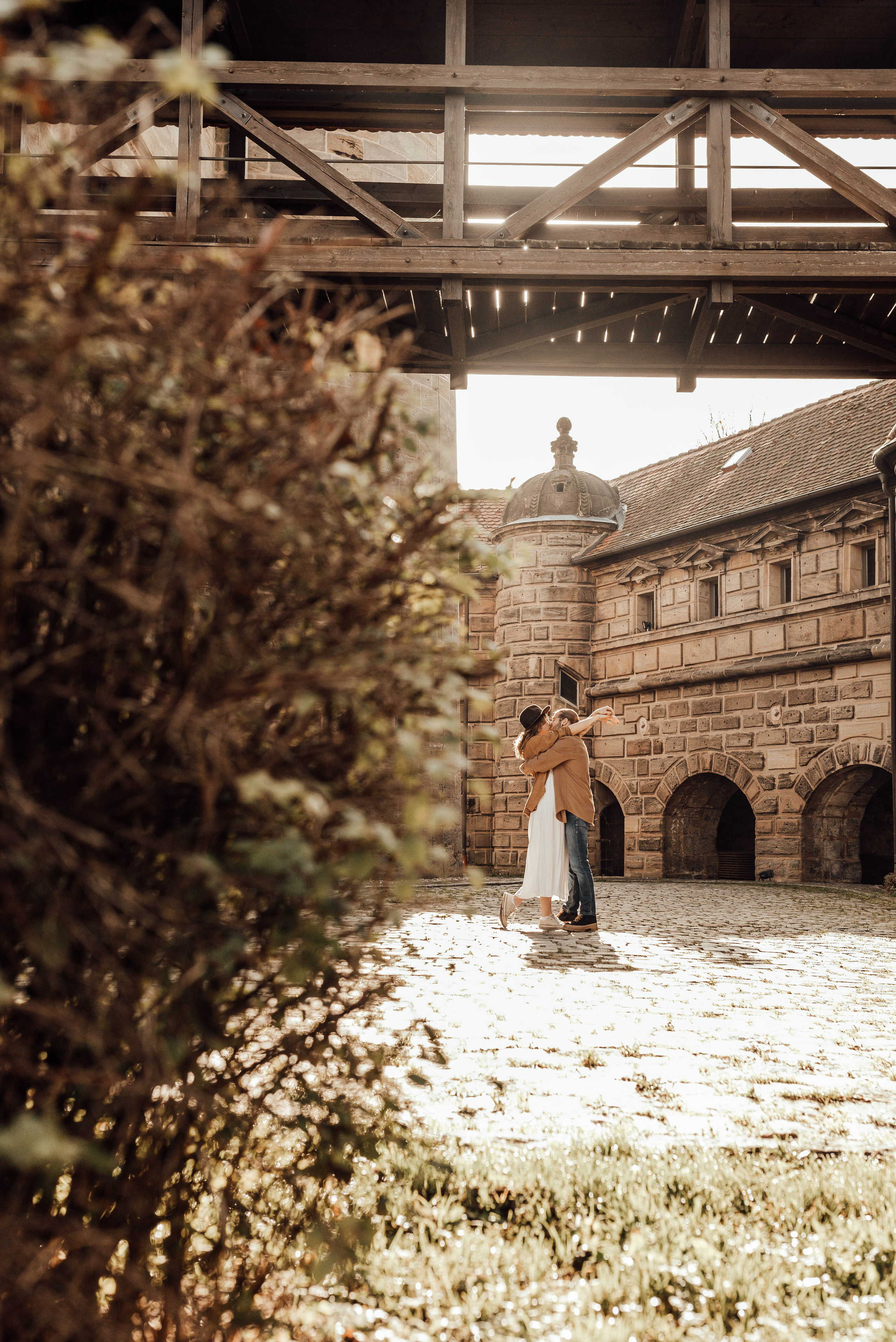 Light of your love | Paarshooting in Lichtenau. Фотограф в Нюрнберге Ирина Менерт из Ансбаха