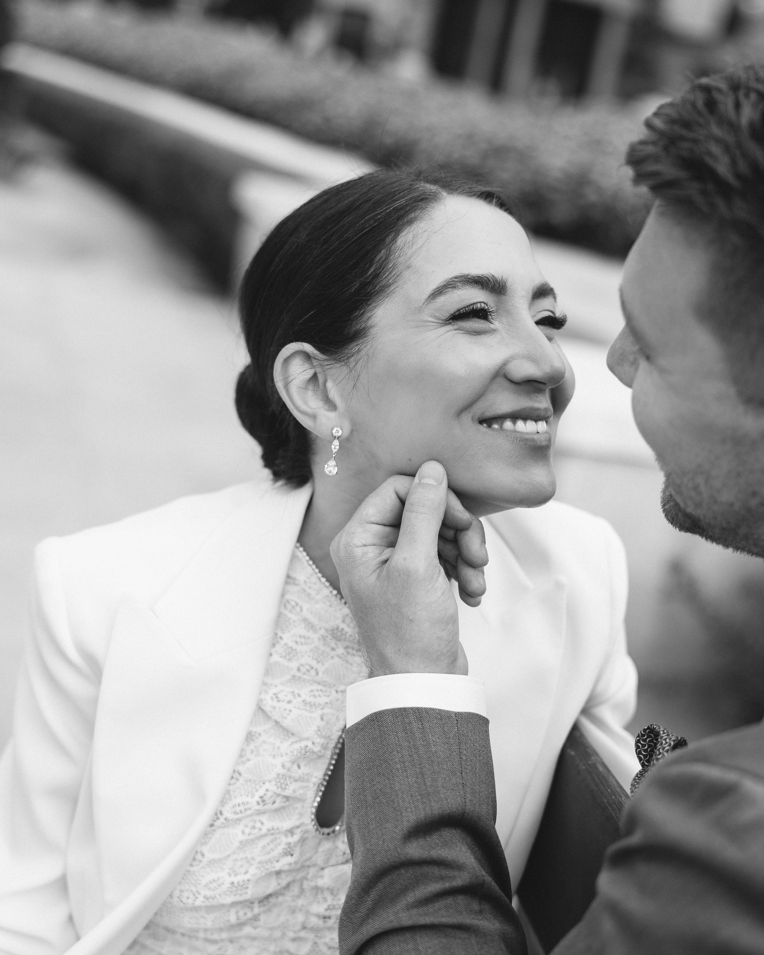 Elopement photoshoot in Madrid city centre. Fotógrafo en Madrid, España. Alyona Belyaninova