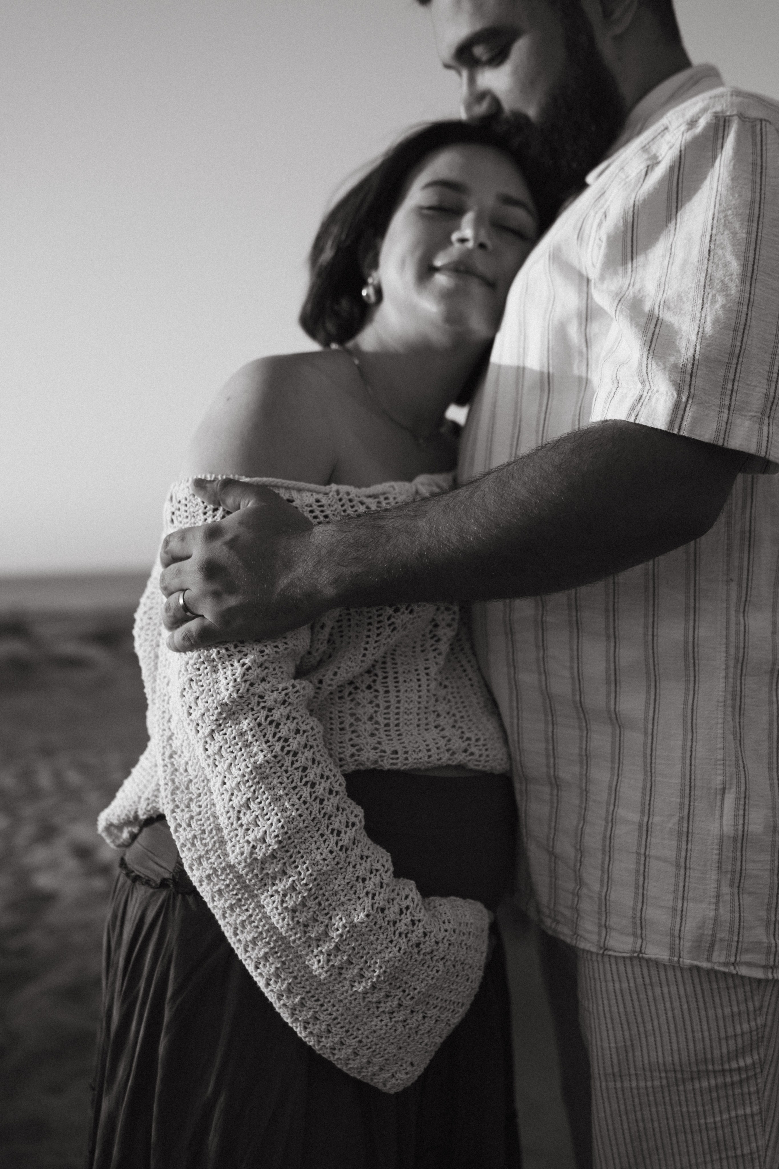 Expecting Javad. Family photographer in Saudi Arabia