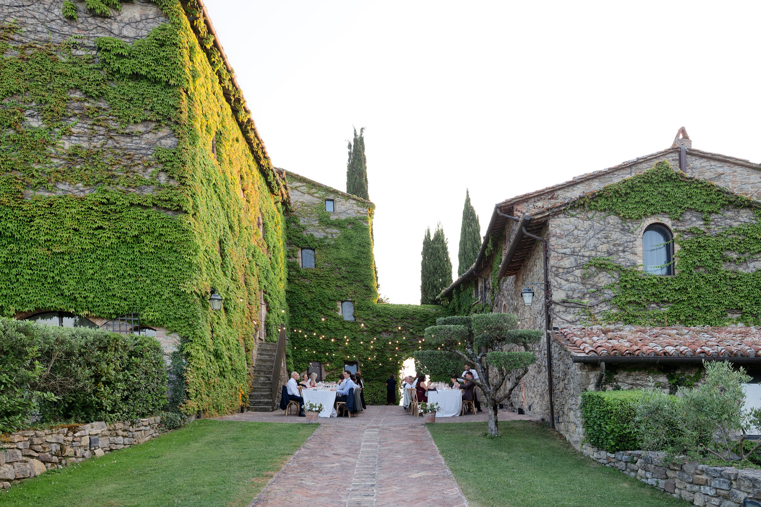 Wedding at Borgo Bastia Creti, Umbria