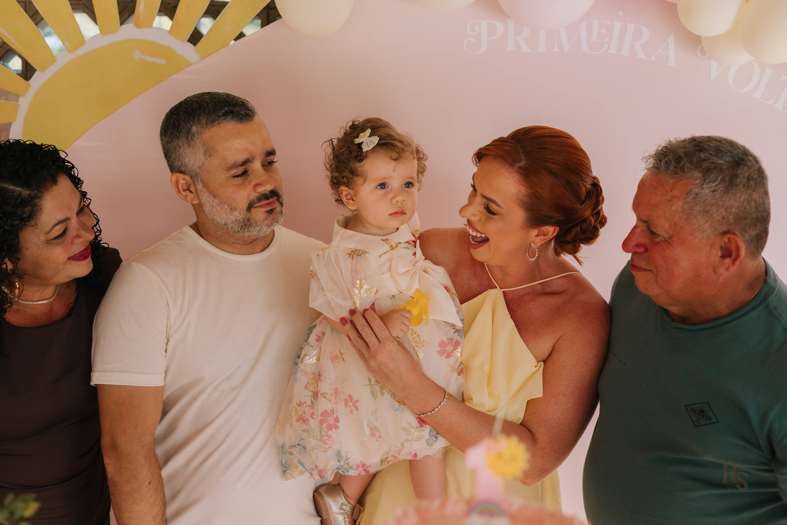 Aurora — 1 ano. Fotógrafo Richard Silvestre — Casamentos na Bahia