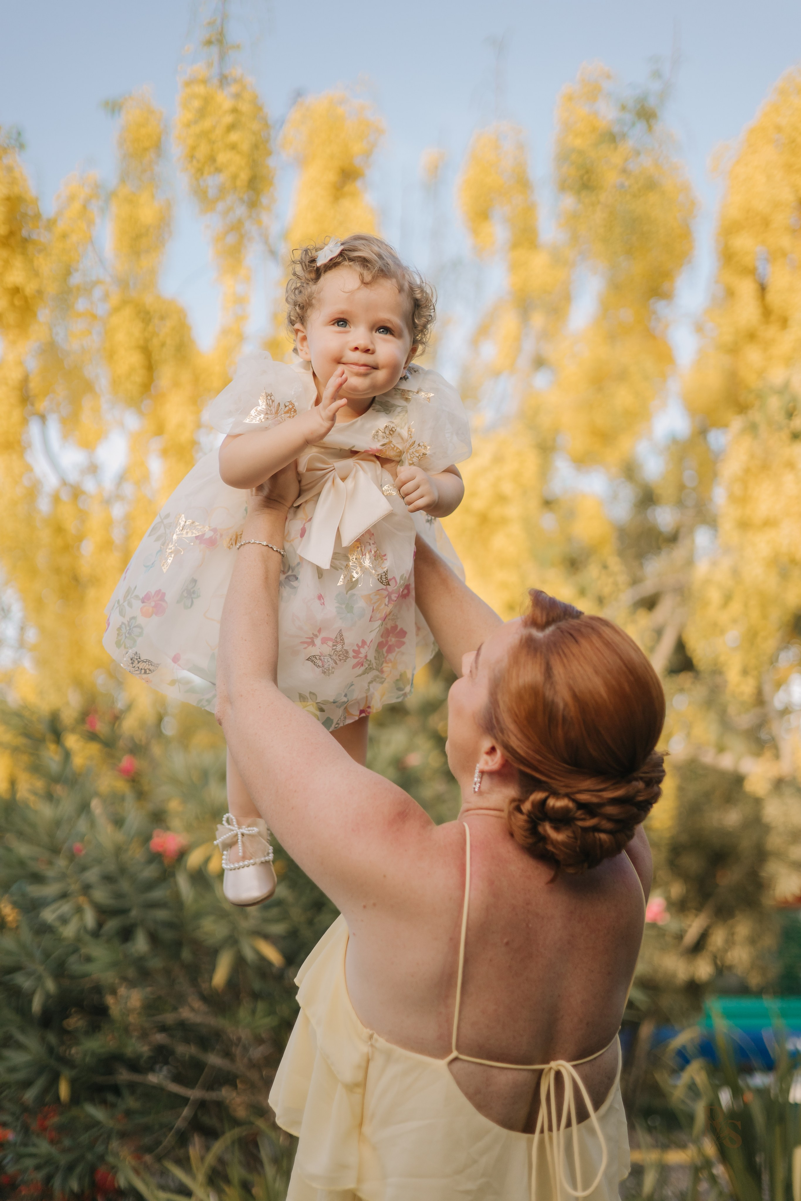 Aurora — 1 ano. Fotógrafo Richard Silvestre — Casamentos na Bahia