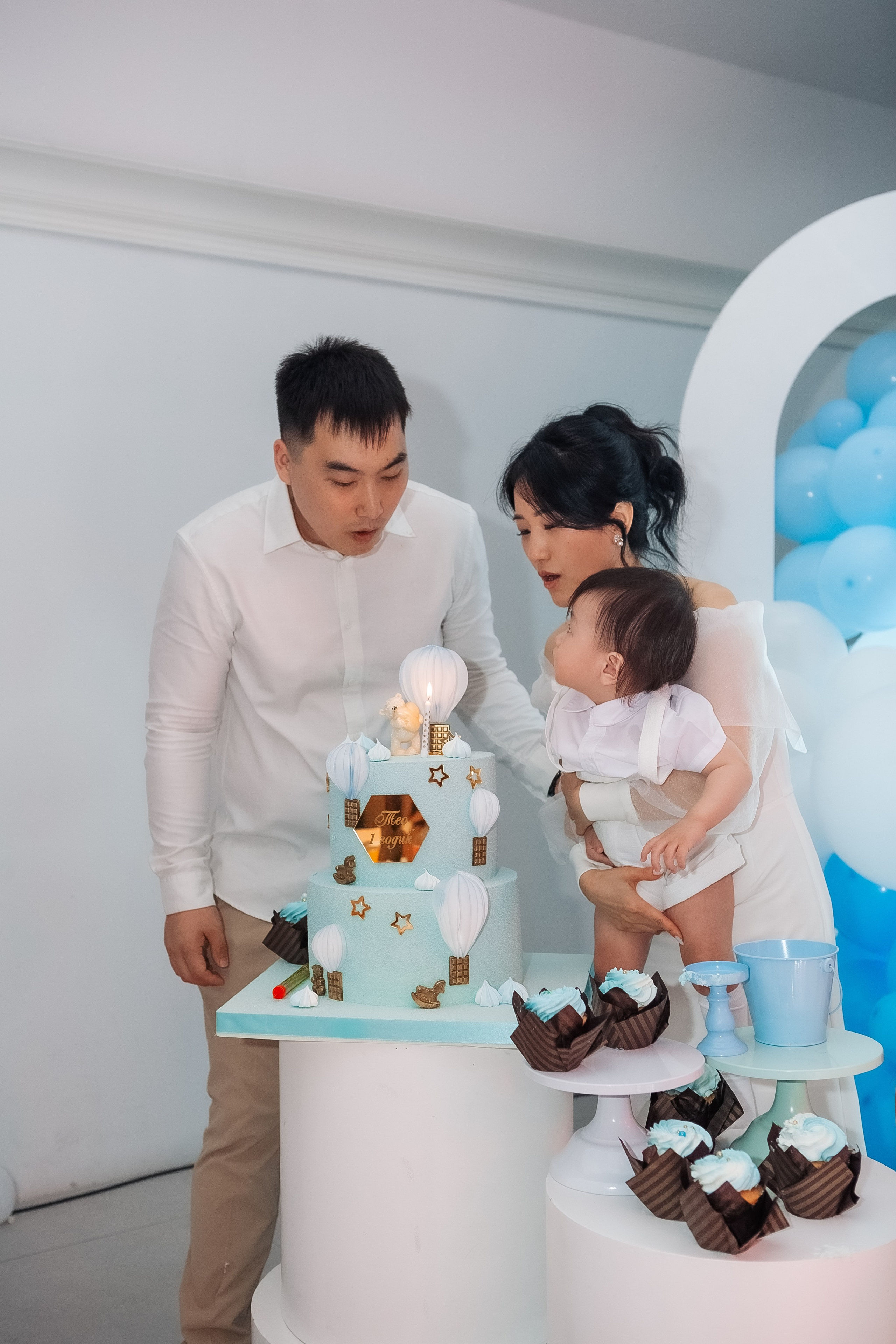 Тео дома и в ресторане. Фотограф беременности, ньюборн и годовасиков в Корее Жанна Хан