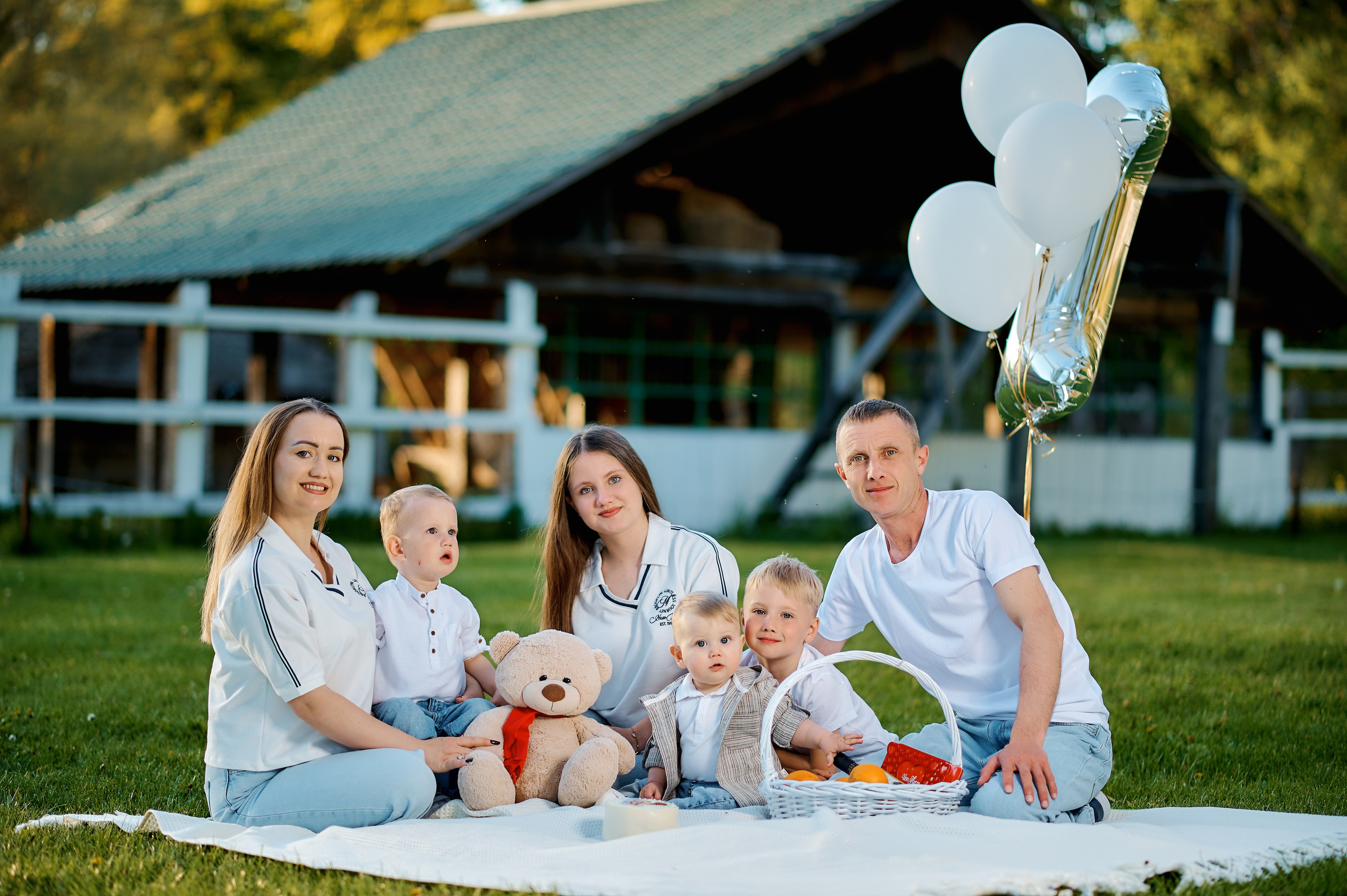 Familia Chirica. Excellens