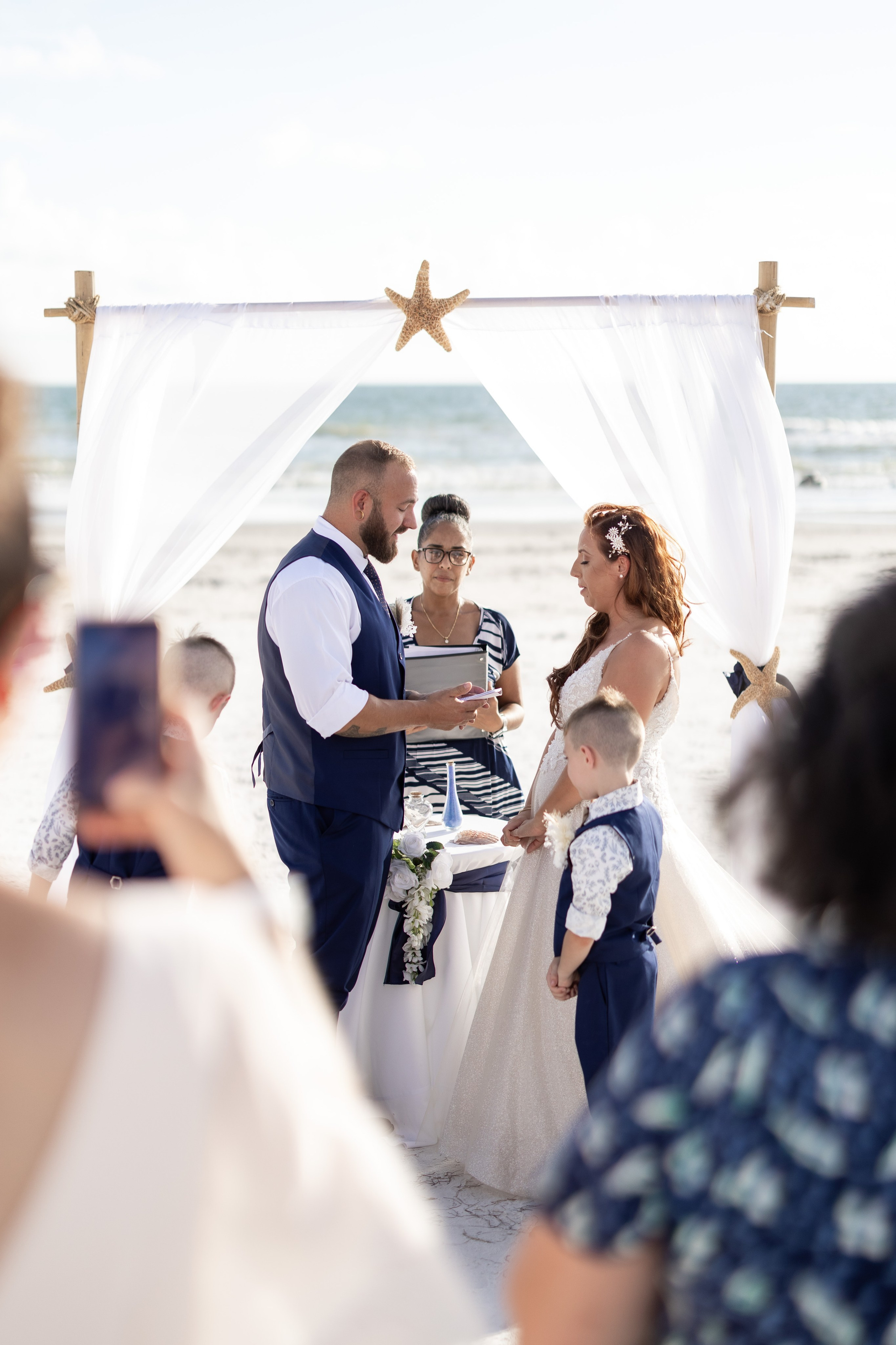 ELOPEMENTS. Wedding Photography & Videography contenting in Tennessee and Florida