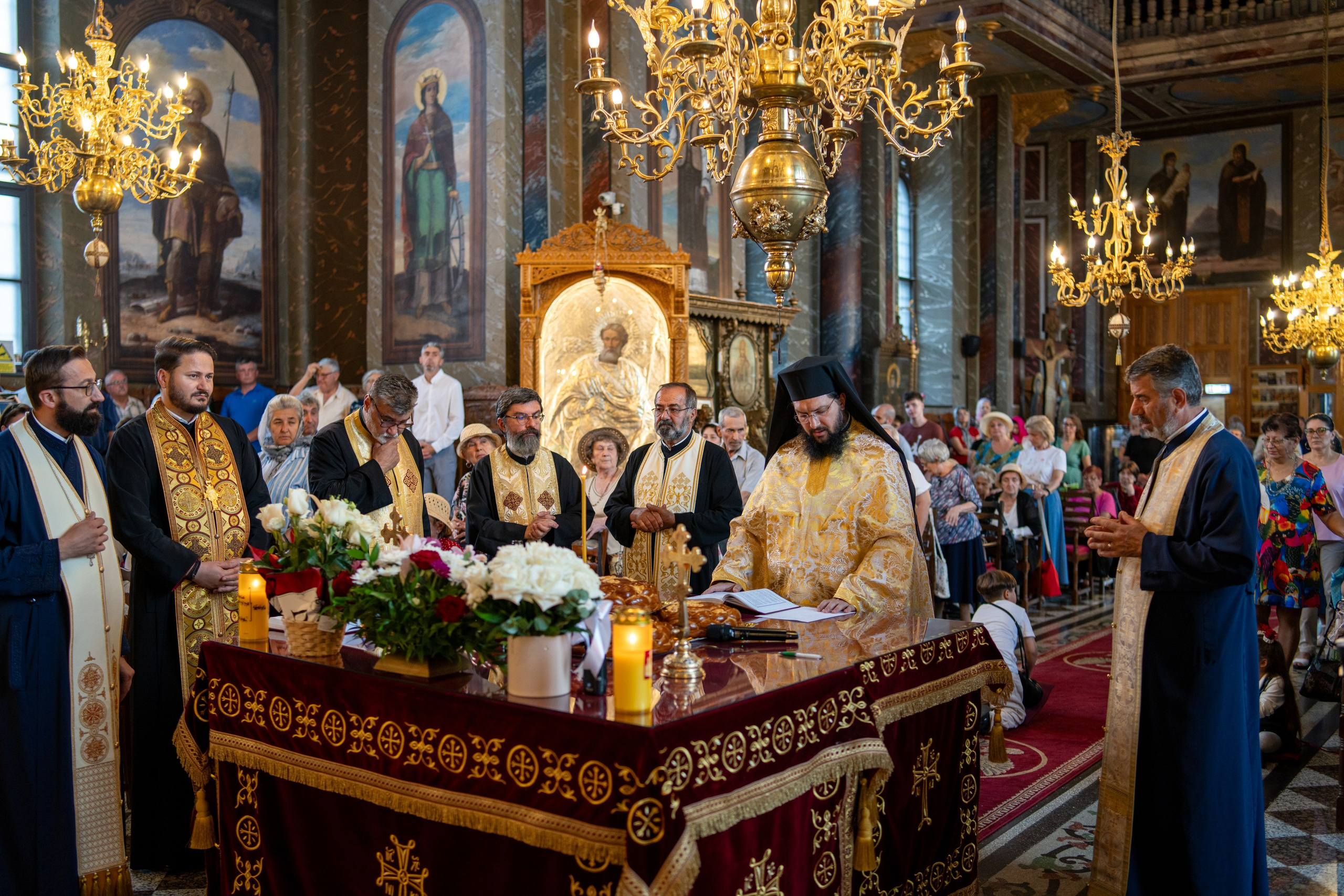Hram Biserica Sfânta Vineri din Ploiești. Mihai Alexandra Events