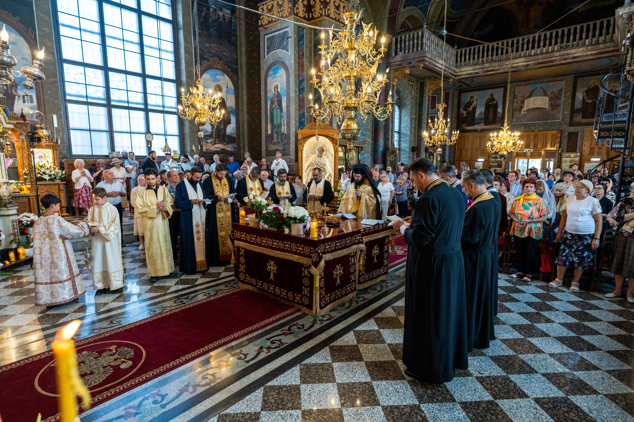 Hram Biserica Sfânta Vineri din Ploiești. Mihai Alexandra Events
