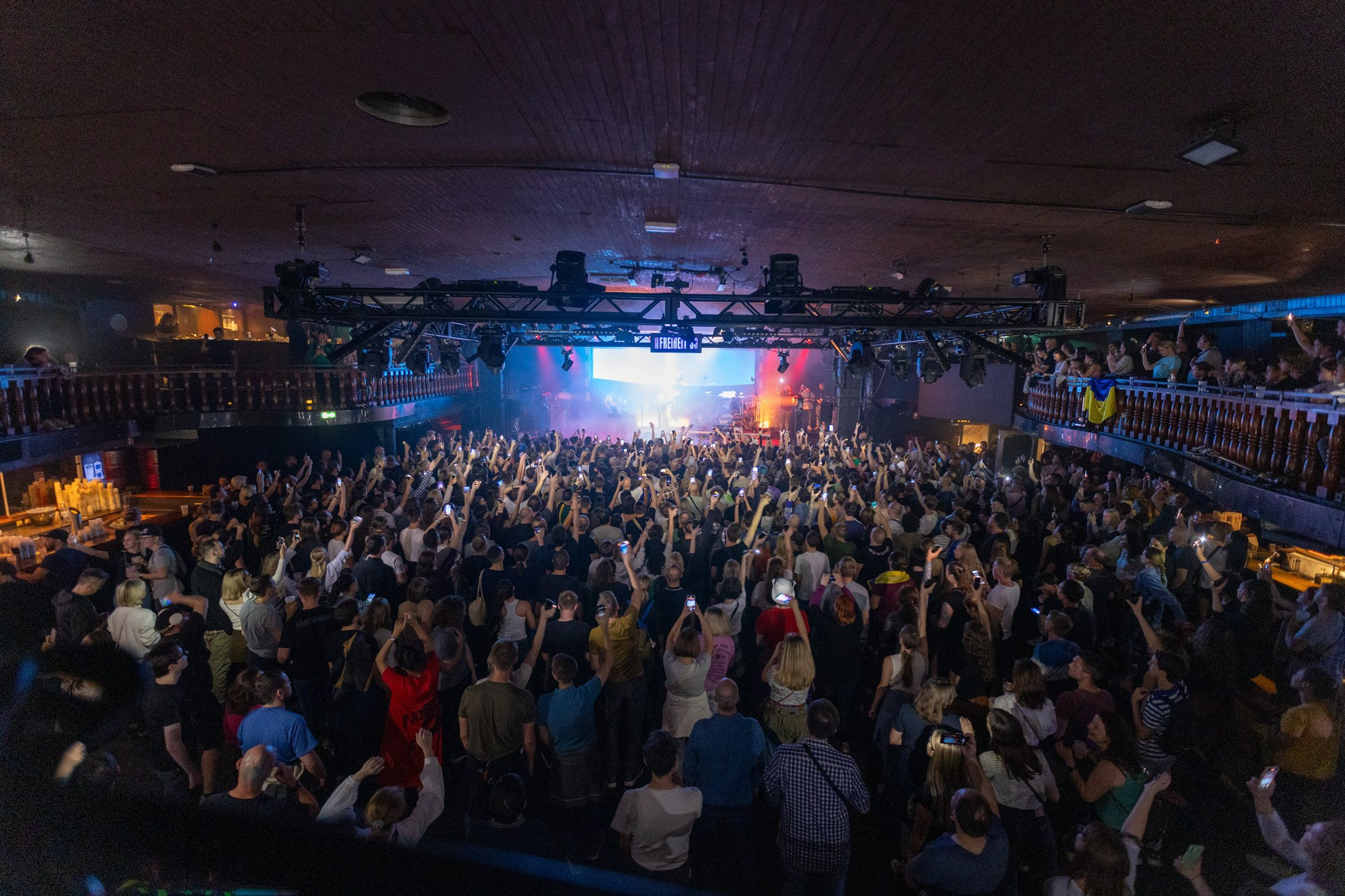 Noise MC. Dmitrii Lukinykh | Visuelles Storytelling & Cinematische Fotografie in Hamburg