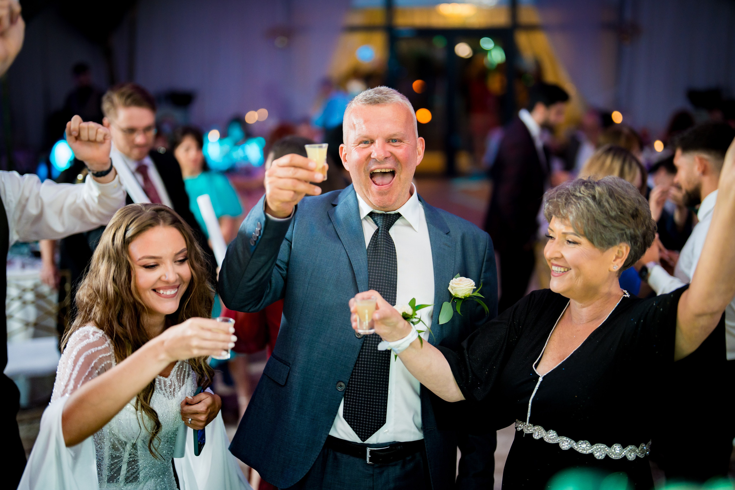 PARTY. Gabriel Florea — Fotograf nuntă București