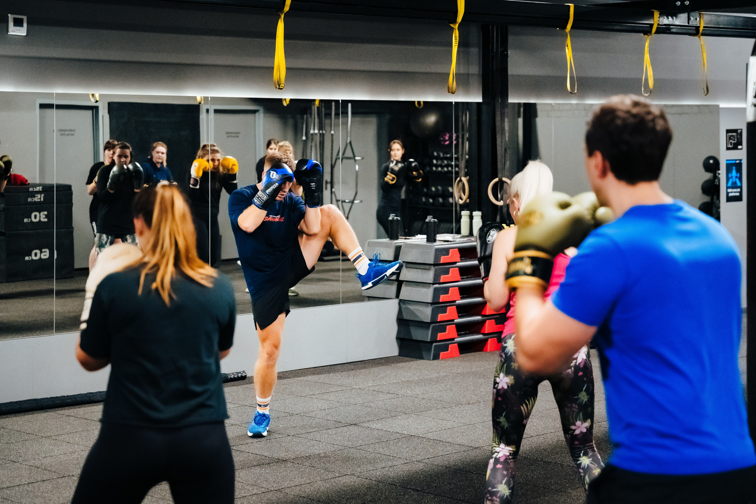 Gym+ Muay Thai. OnePIXEL